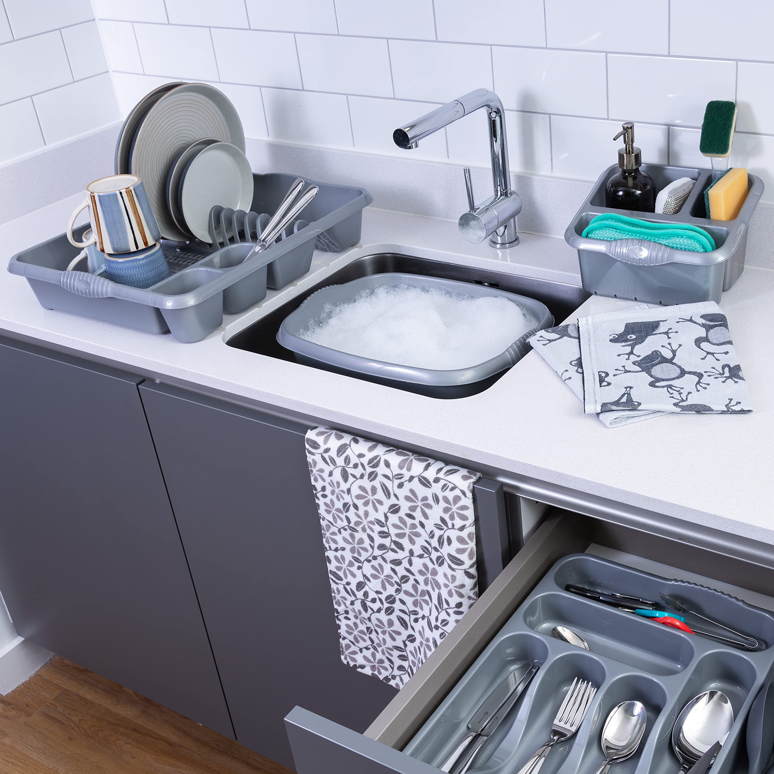Wham 4 Piece Casa Plastic Kitchen Set (38cm Rectangular Bowl, Large Cutlery Tray, Large Dish Drainer & Sink Tidy) (Silver)