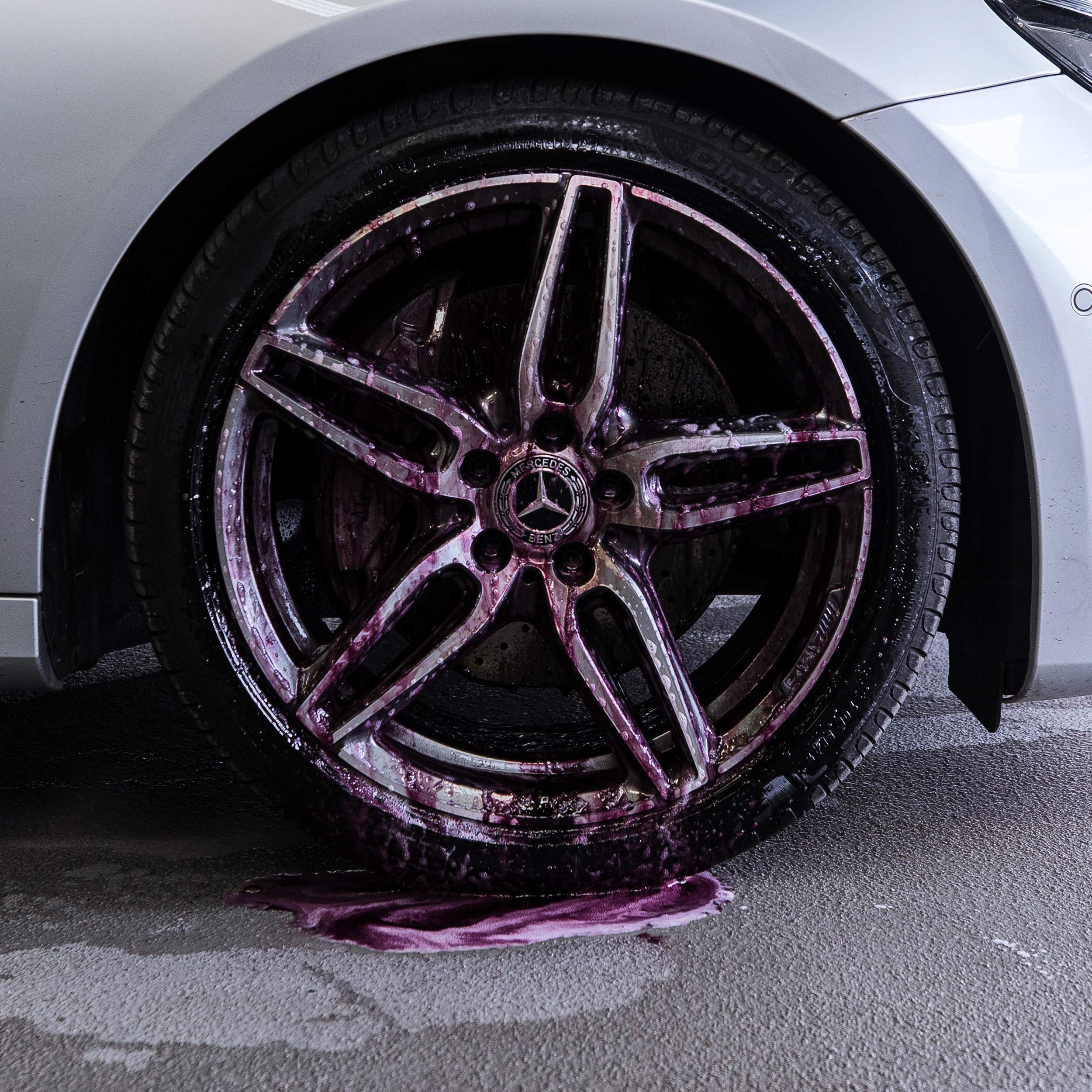 detailmate Koch Chemie MWC Magic Wheel Cleaner Set, Limpiador de Llantas sin ácido 500 ml, Cepillo ValetPro y paño de Pulido de Microfibra (Juego de Cepillo Suave)