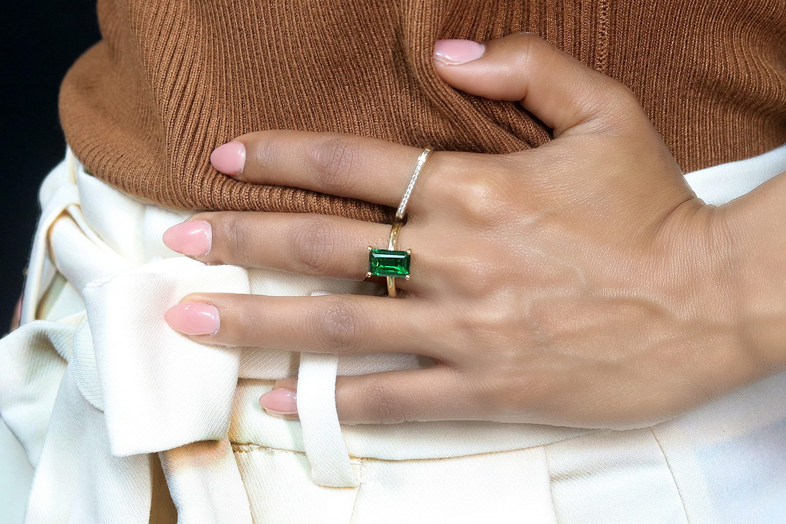 Anello Smeraldo Rettangolare - Anello di Fidanzamento Solitario Anniversario Pietra di Nascita - Anelli in Argento Artigianale per Donne - Scegliete la Vostra Misura e il Materiale - con Scatola