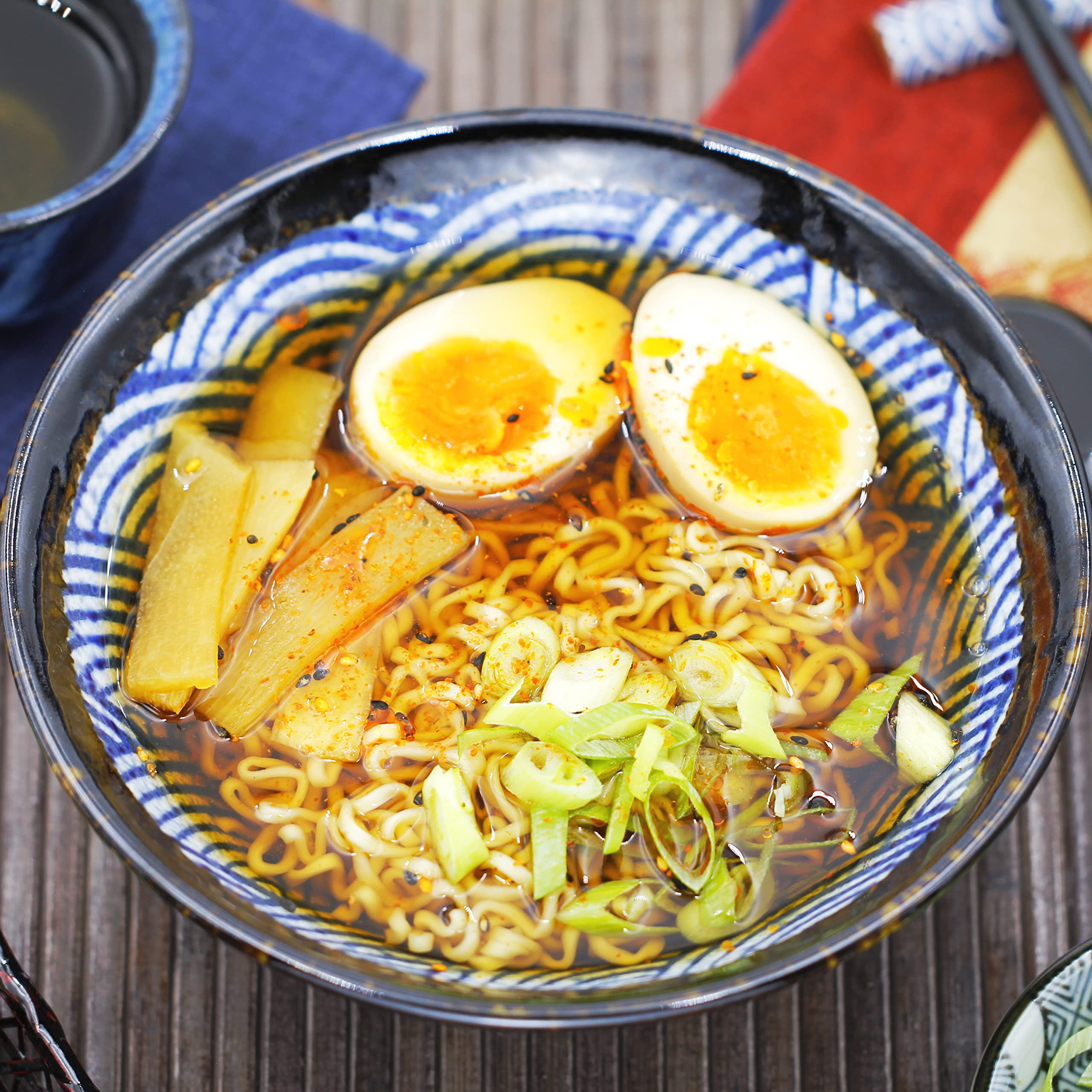 Ramen Kochset für japanische Nudelsuppe – für 8 Portionen, 6-teilige DIY Ramen Box, inkl. Anleitung für Shoyu Ramen, Geschenkidee, auch für Einsteiger
