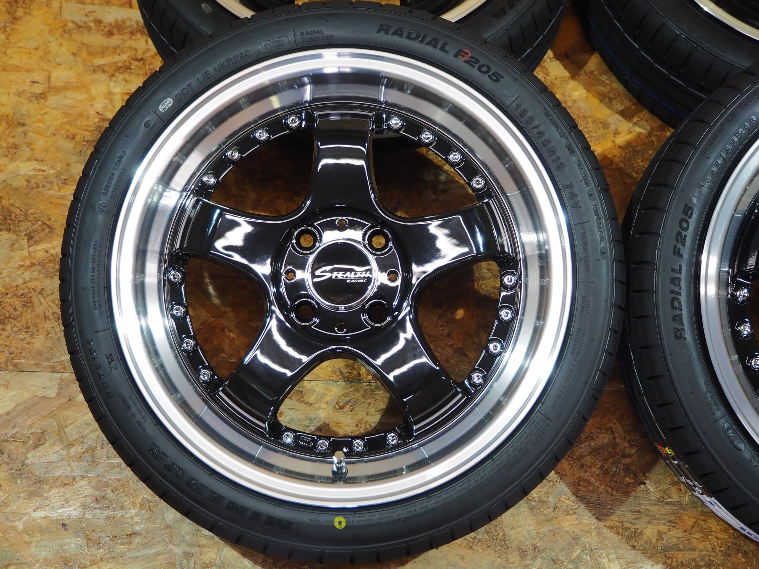 メッシュ シルバーポリッシュ 165/45R16 6J+43 軽トラ軽四カスタム Amazon | 165/45R16 5.5J+43 4H100 タイヤホイールセット 1台分