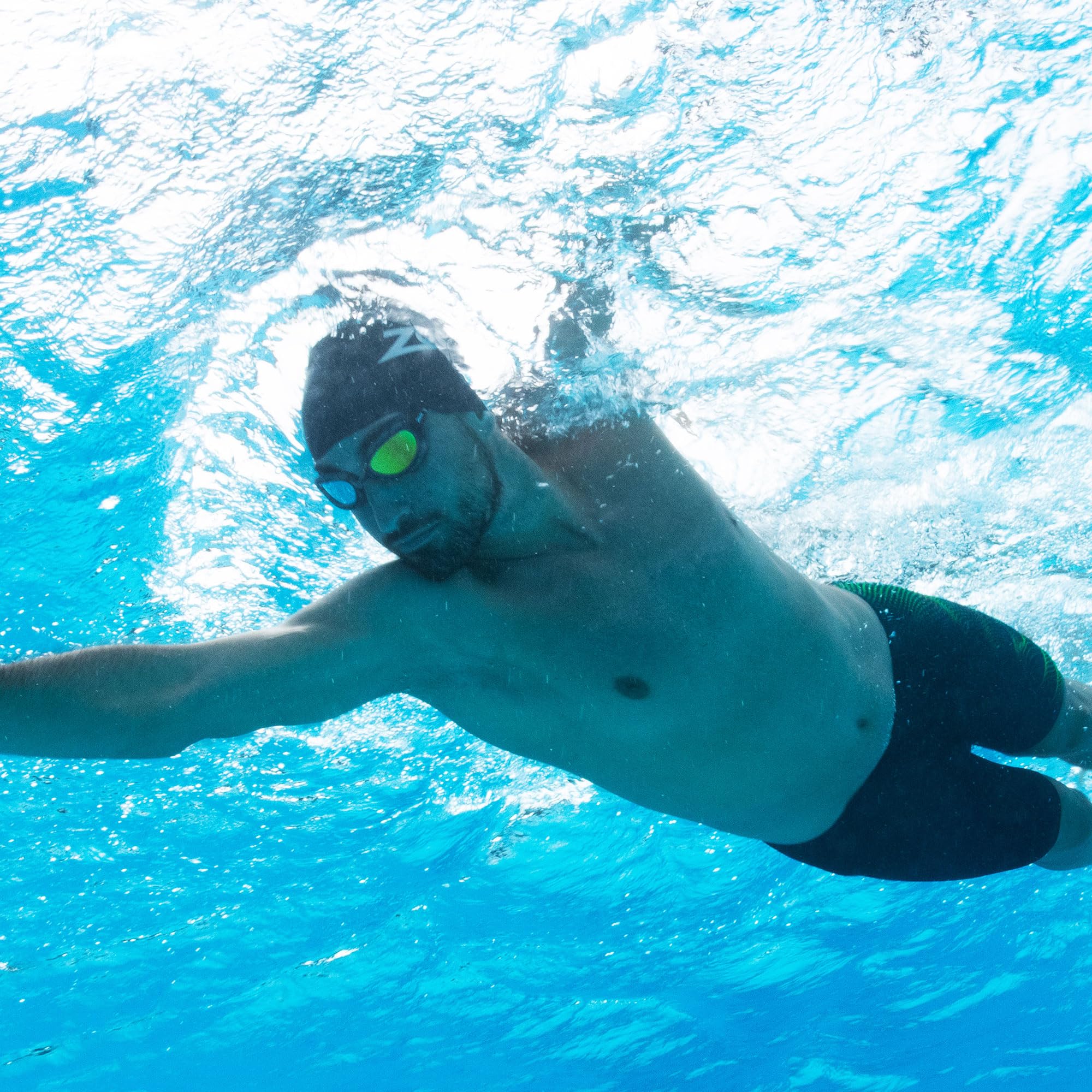 ZOGGS Unisex Adult Easy Fit Eco Swimming Cap - Ergonomic Fit Silicone Swim Hat for Training & Recreational Swimming, Black