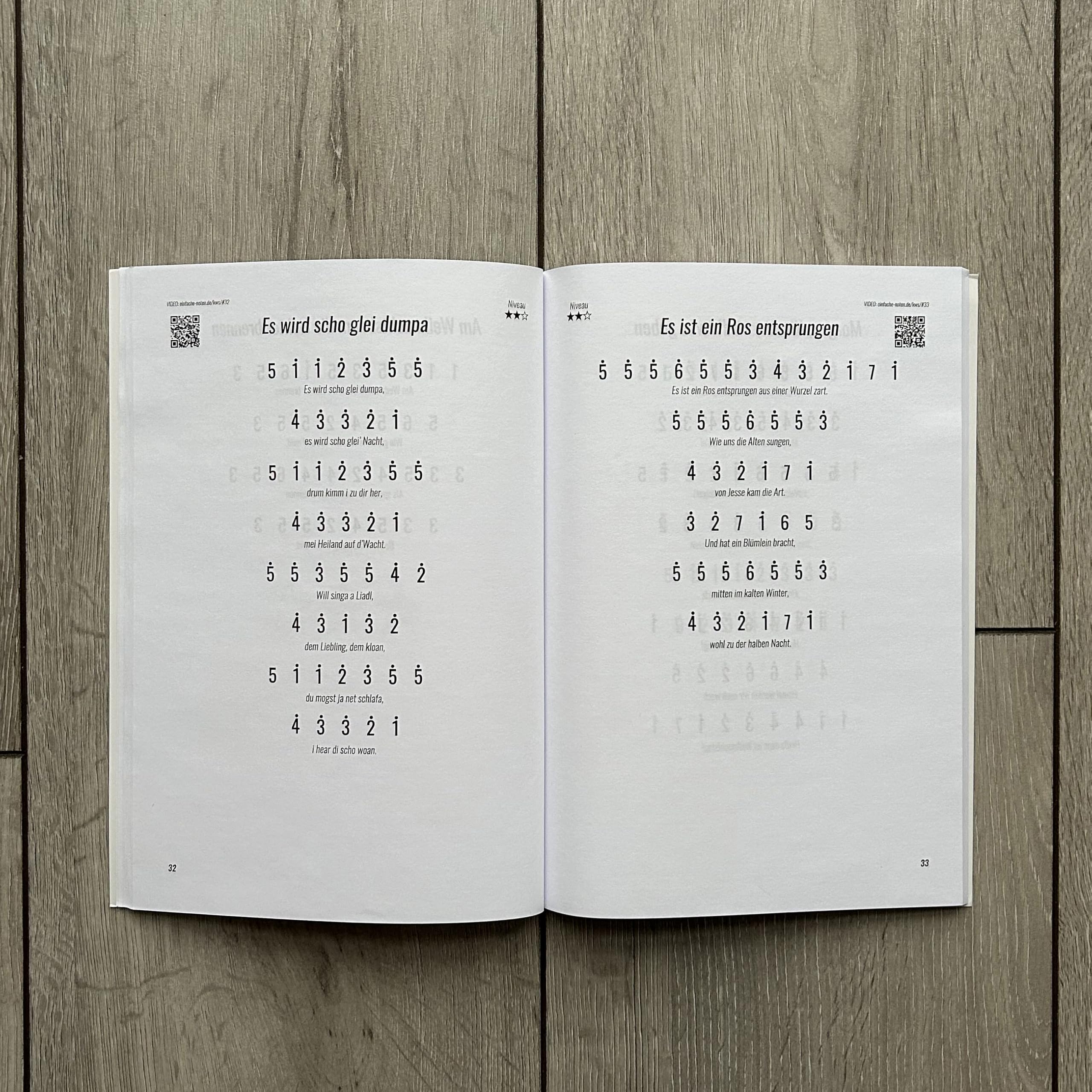 Spiel auf der Kalimba an einem Tag! Mega-Paket: Kalimba mit 17 Tasten + 3 Bücher für Anfänger + 246 einfache Lieder & Videoaufnahmen