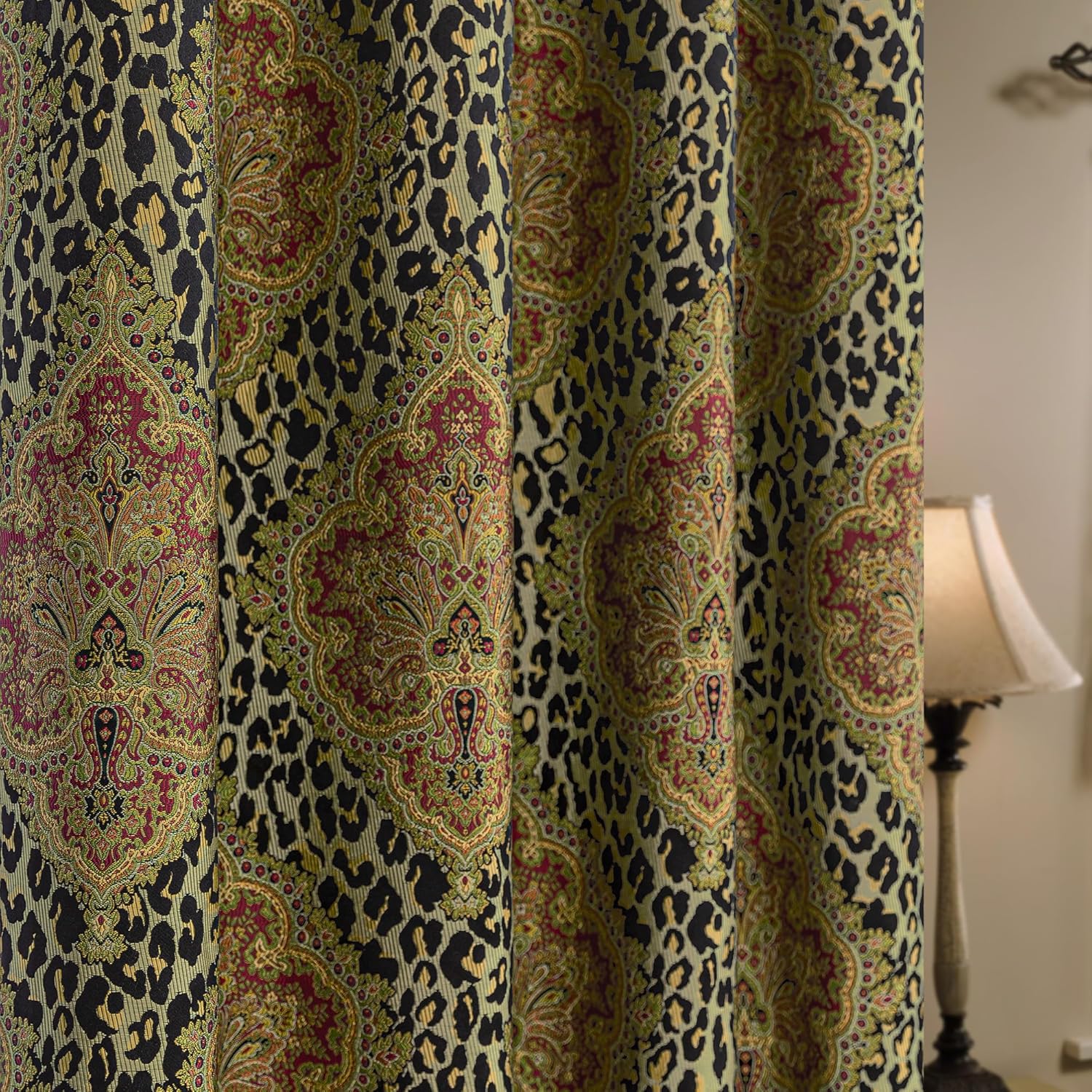 Loom and Mill Luxury Damask Curtains for Bedroom, Lined Thick Jacquard Blackout Curtains with Tiebacks, Window Curtain for Living Room Party Banquet Decor (2 Panels, 52 x 84 Inch, Leopard)