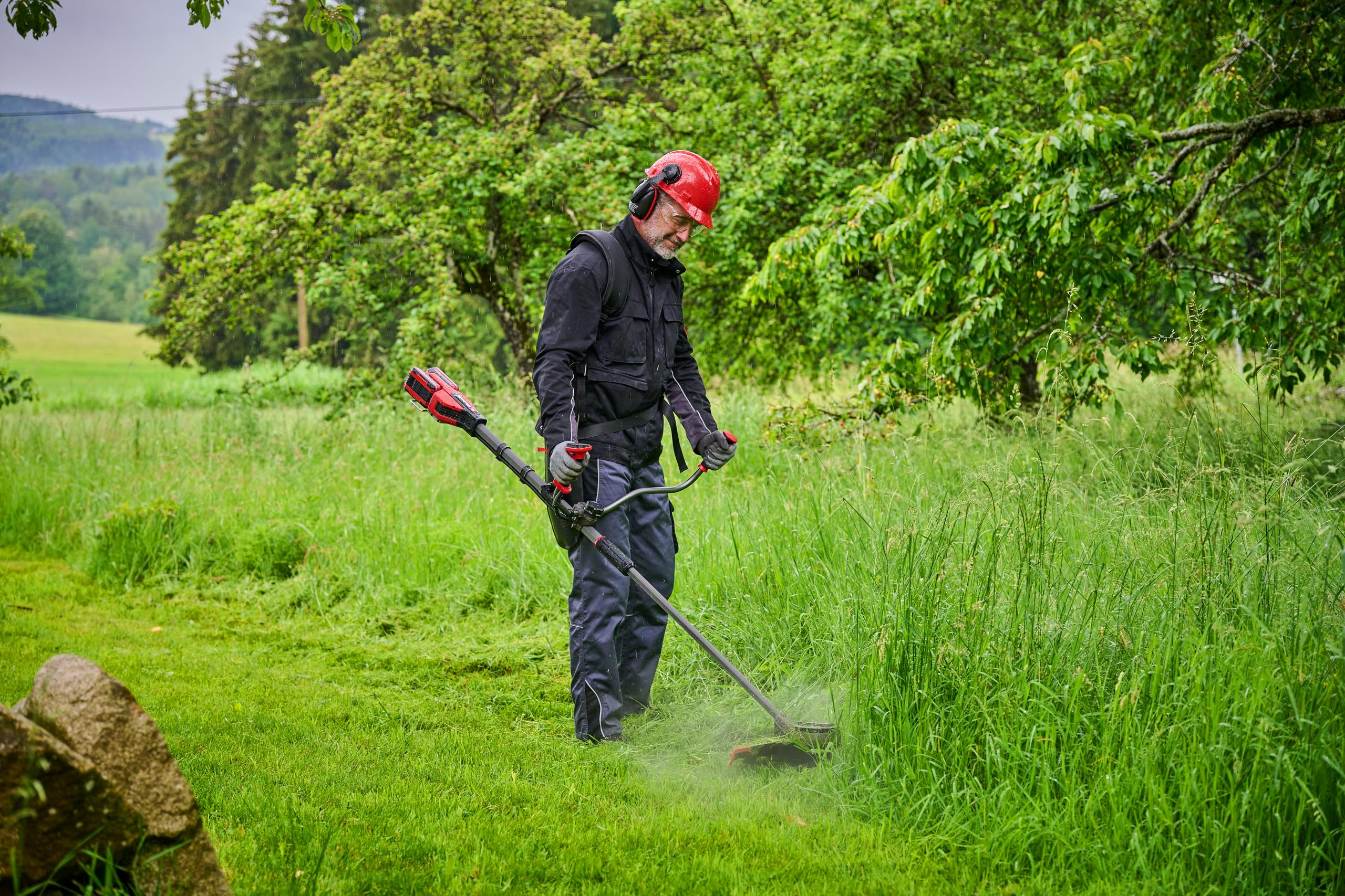 Einhell Professional Akku-Sense GP-BC 36/430 Li BL - Solo Power X-Change (36 V, Brushless, 43 cm Schnittbreite, Doppelfaden mit Tippautomatik, 3-Zahn-Messer, ohne Akku)
