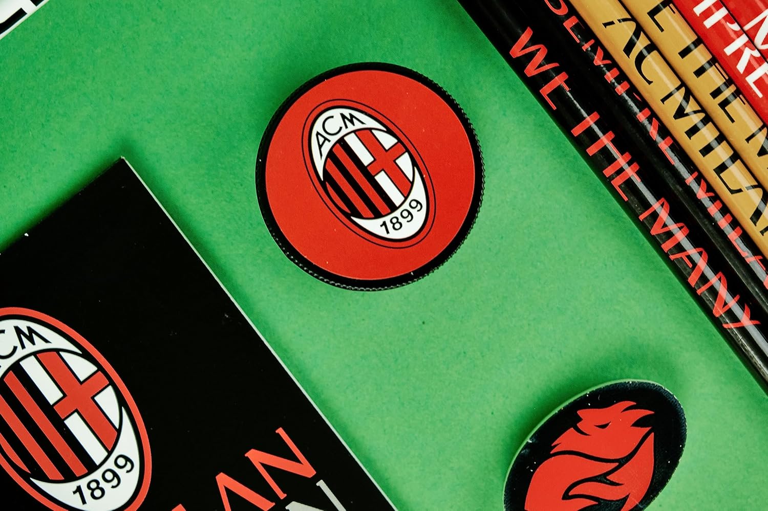 Milan Official Product School Set (14 Pieces)