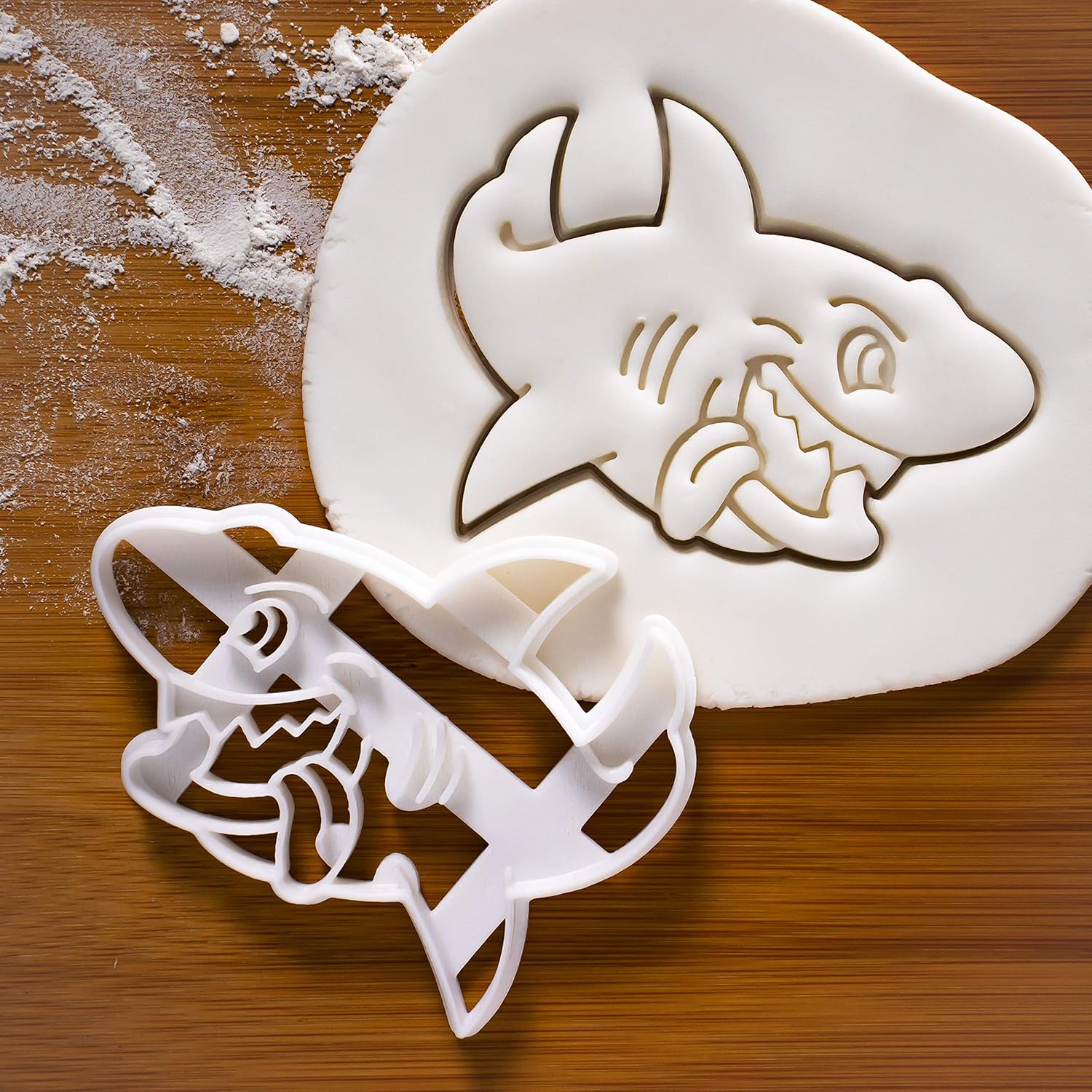 Set of 4 Cute Marine Animals cookie cutters (Designs: Dolphin, Whale, Octopus and Shark), 4 pieces - Bakerlogy