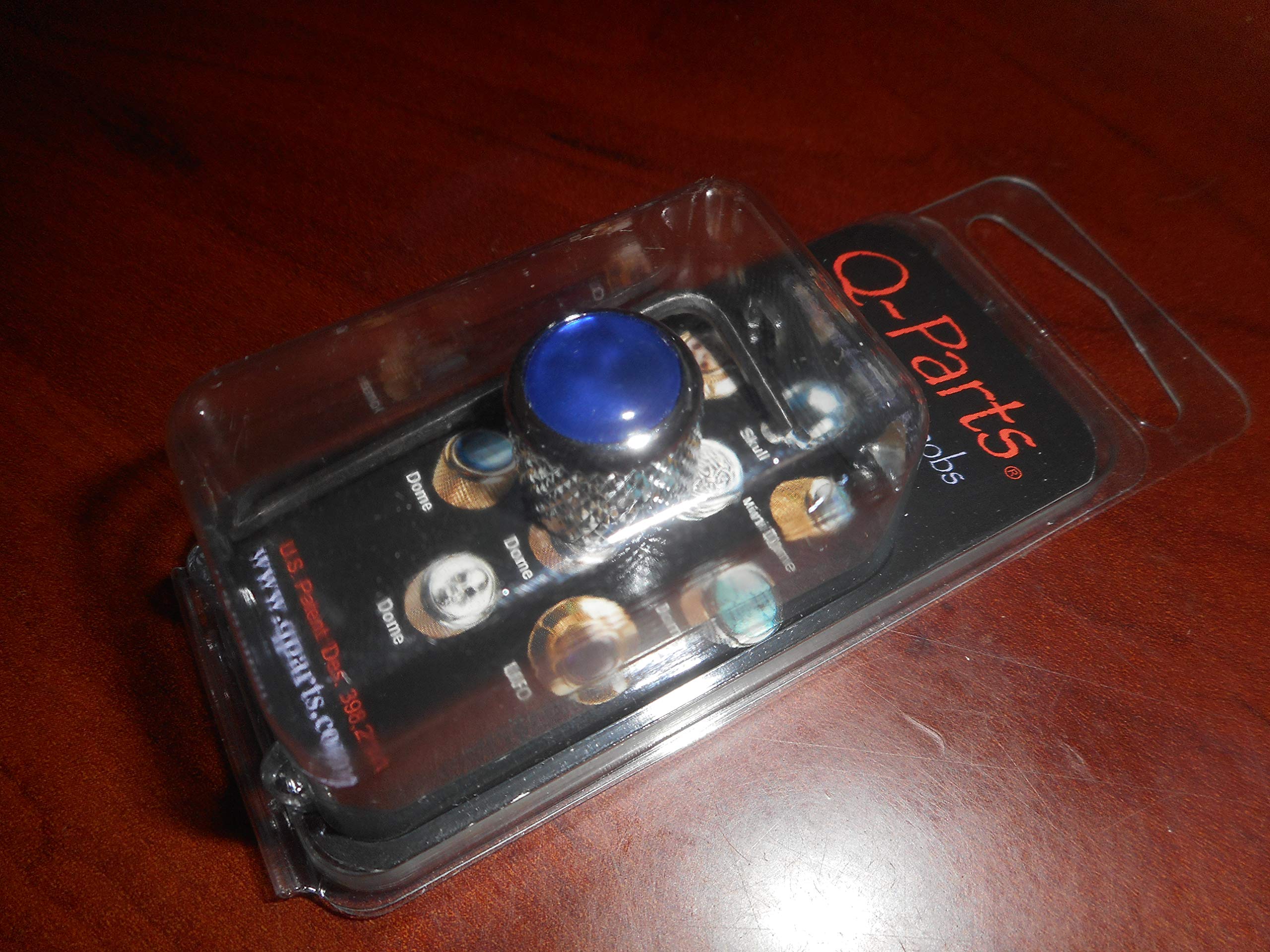 Q-Parts Mini Dome Knob, BLUE PEARL ON CHROME
