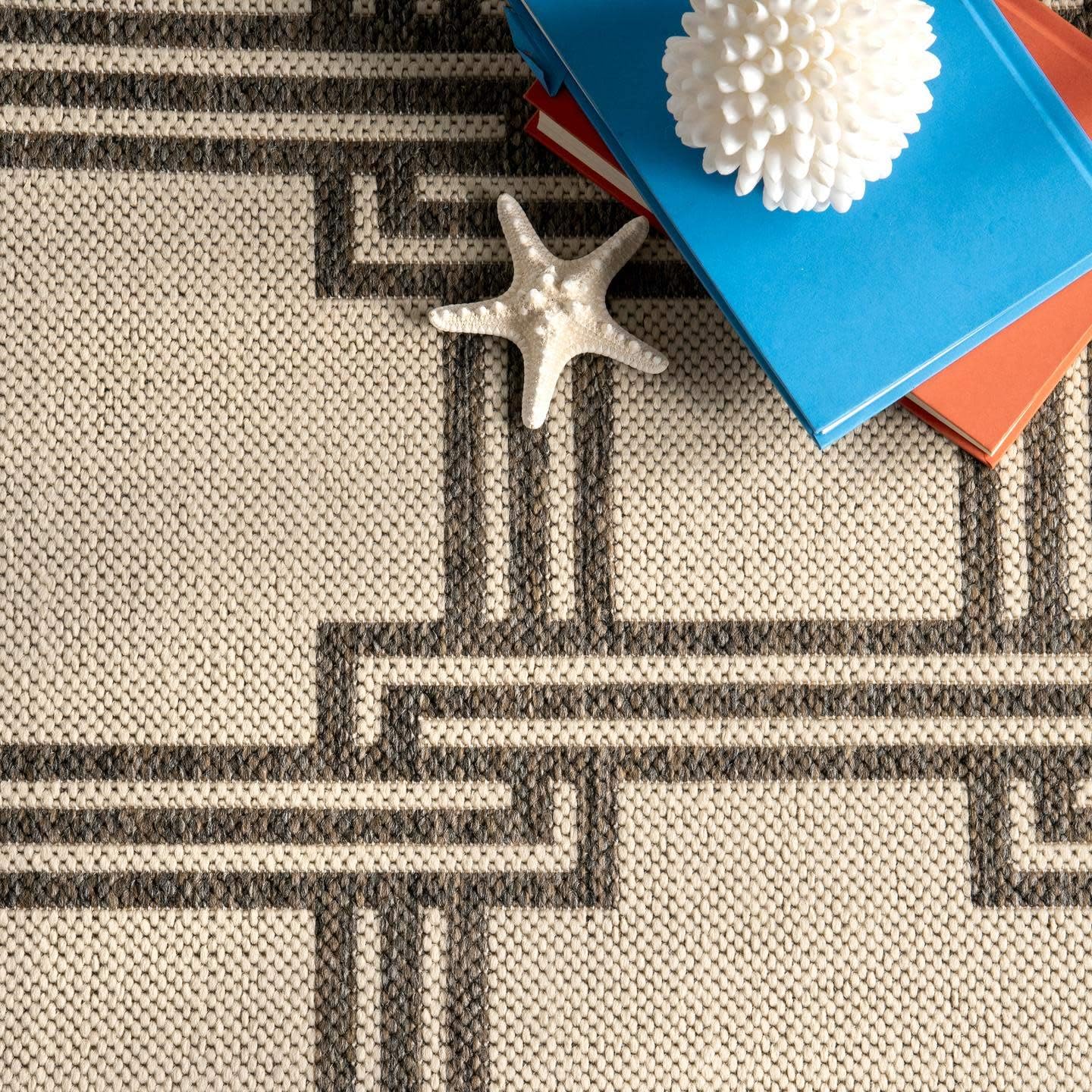 nuLOOM Malaya Greek Trellis Indoor/Outdoor Area Rug, 6'7" x 9', Ivory
