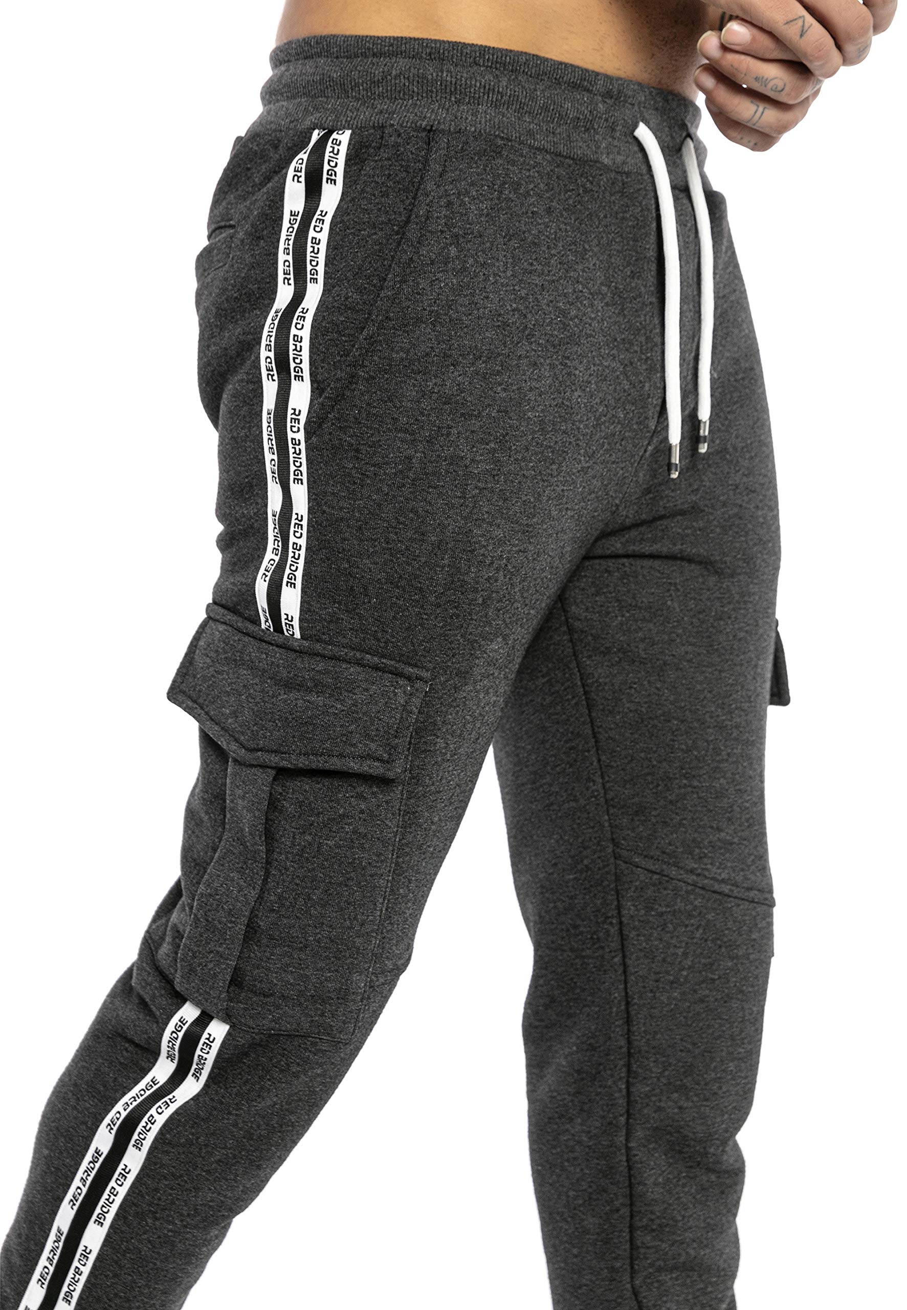 RED BRIDGE Pantalón Chandal para Hombre Joggers Sweat-Pants Premium