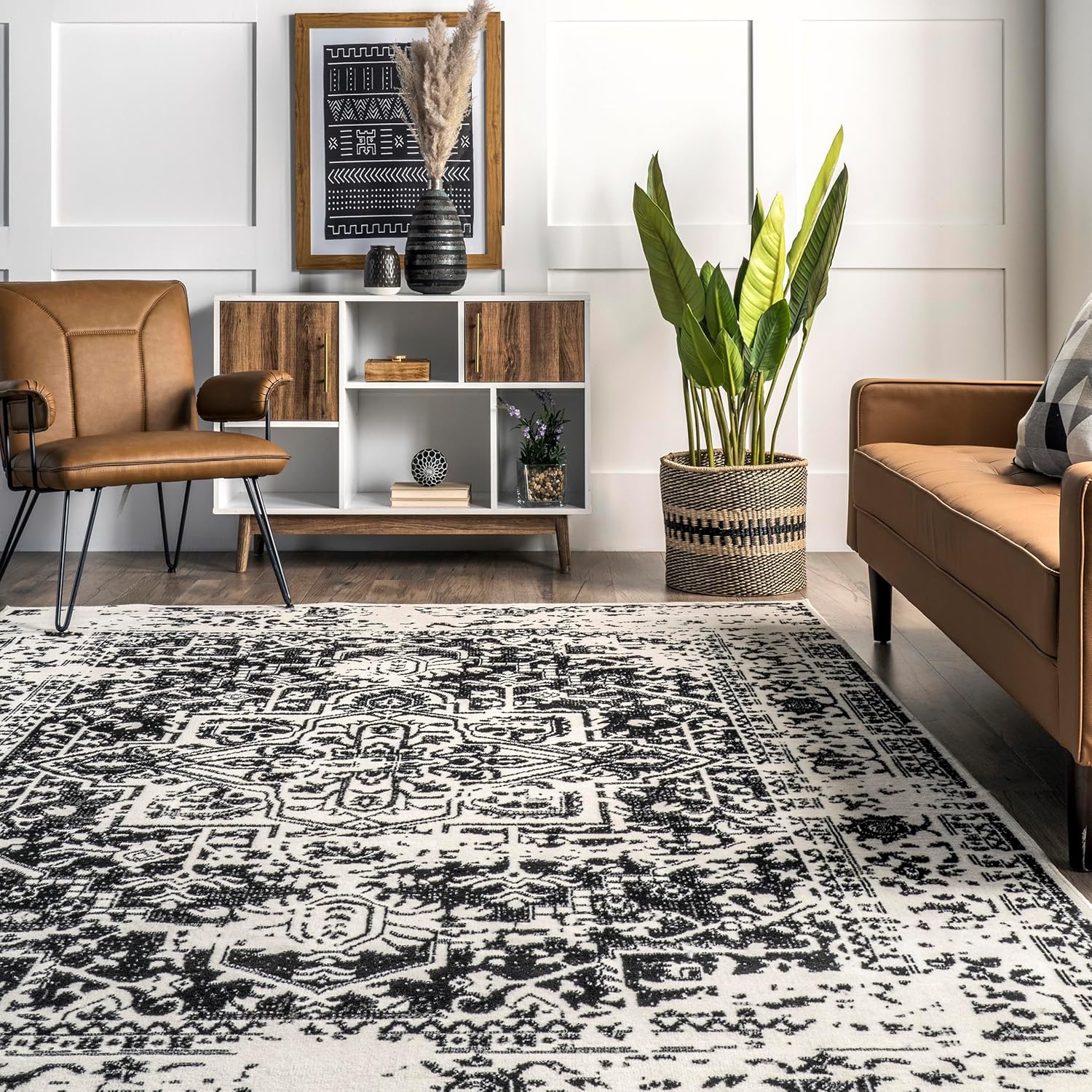 Nuloom Jordana Black/White, 3' x 5', Vintage, Distressed Medallion, Soft and Cozy, High Traffic, Stain Resistant, Easy Clean, Durable Area Rug for Bedroom, Living Room, Dining, Den, Foyer, Entryway