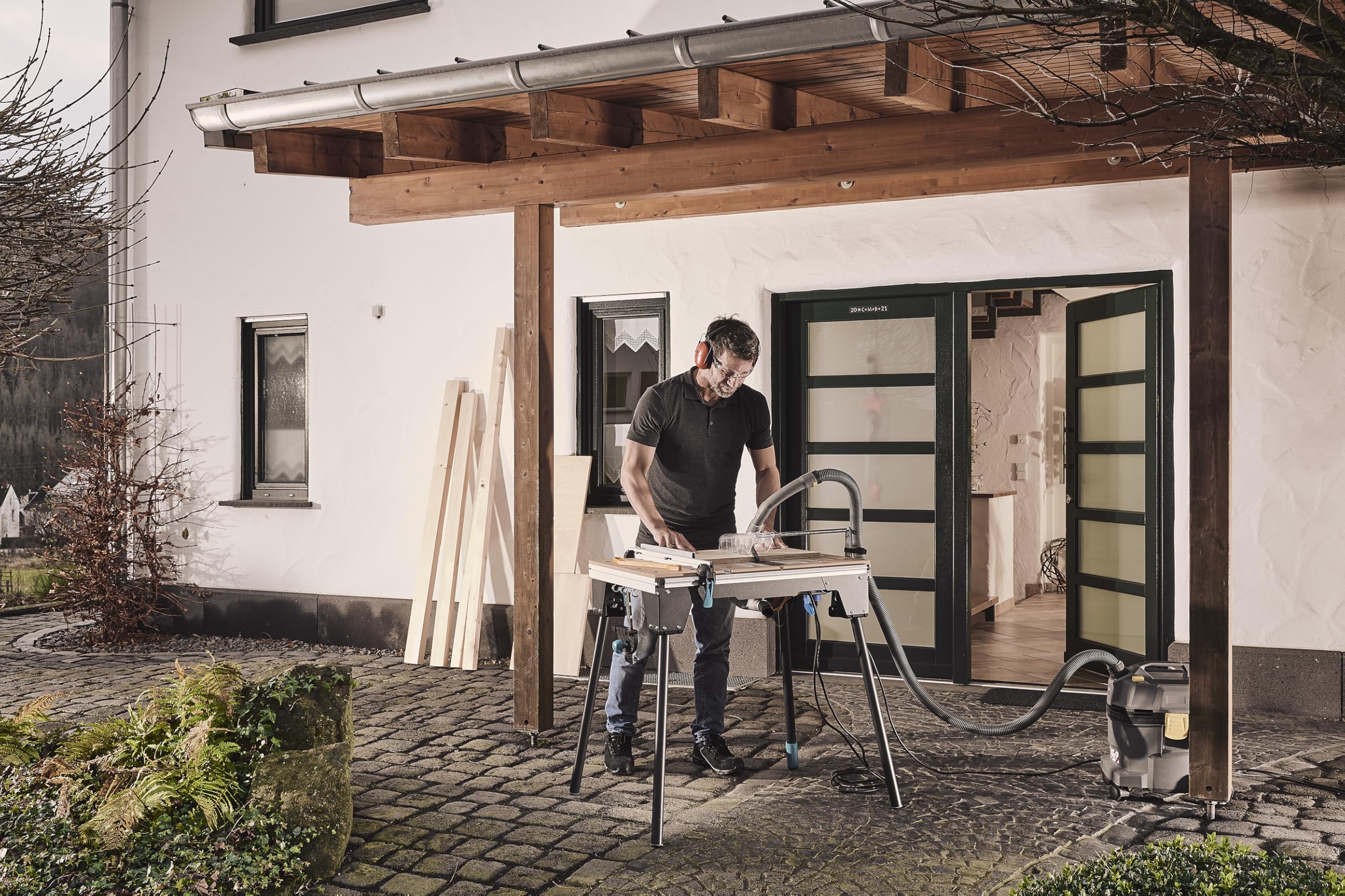 wolfcraft MASTER cut 2200 I 6907000 I tavolo 4 in 1 per l'uso come sega circolare da tavolo, tavolo per seghetto alternativo, stazione di lavoro e come tavolo per fresatura
