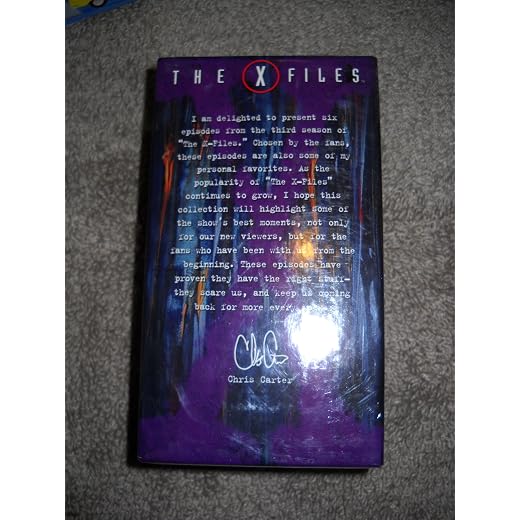 The X-Files Boxed Set - V. 6 (Wetwired, Talitha Cumi, Pusher, Jose Chung's "From Outer Space", Piper Maru, and Apocrypha) [VHS]