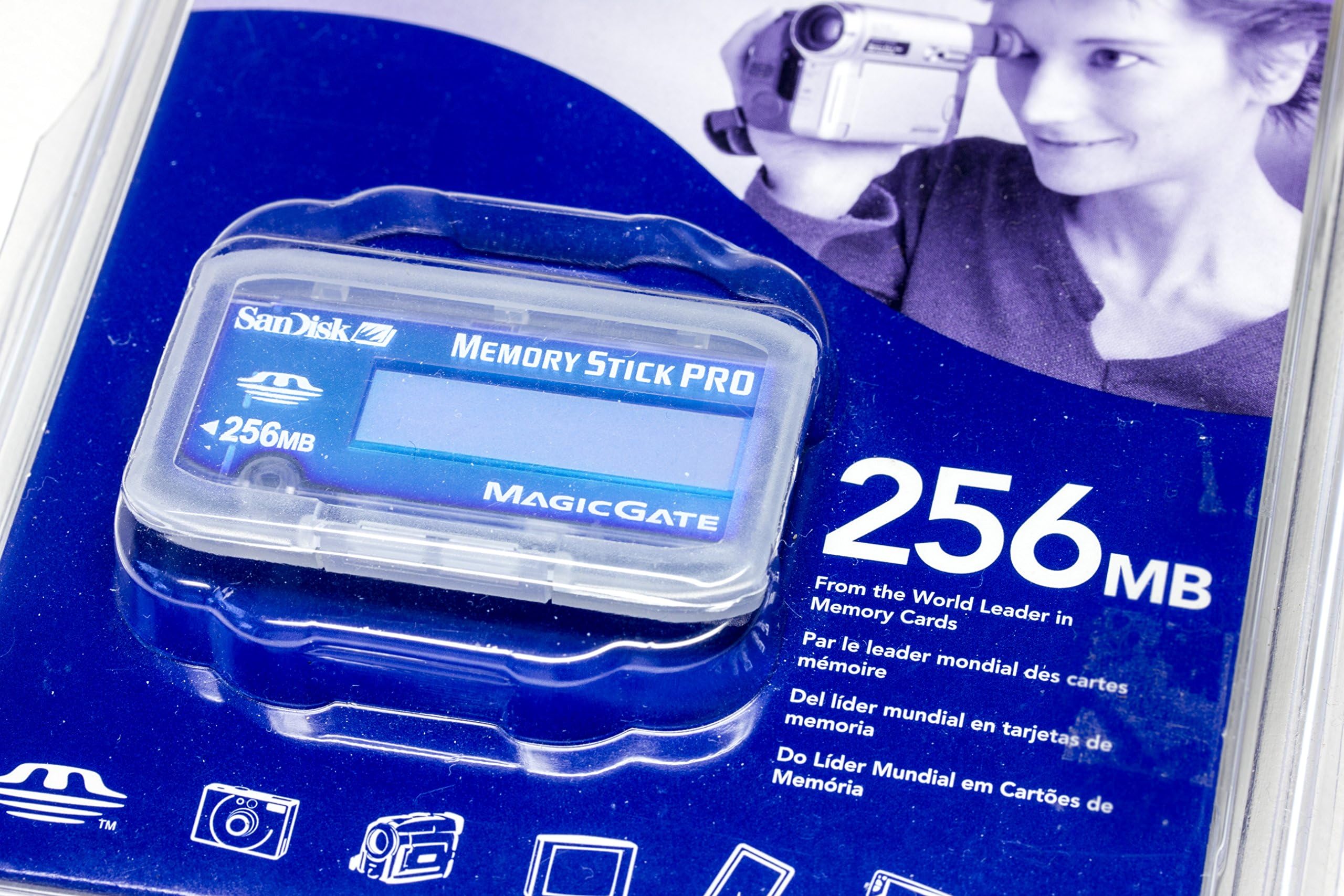 SanDisk 256 MB MemoryStick Pro (SDMSV-256-A10)