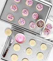 Vista 3 de USA Pan - Juego grande de 2 moldes para hornear galletas de acero aluminizado, antiadherente y resistente a la deformación, fabricado en los Estados