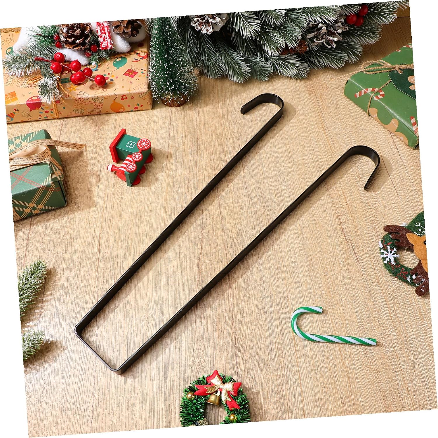 Uonlytech Double-Sided Christmas Wreath Door Hook Over The Door Garland Hanger Sturdy Metal Holiday Decoration Holder for Front Use