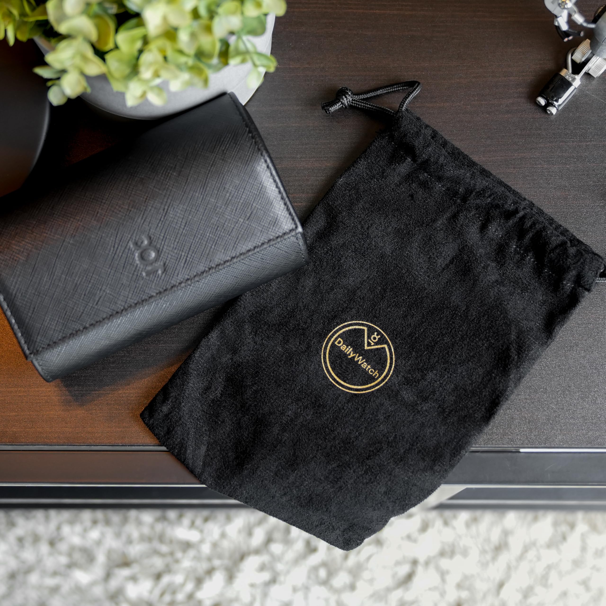 Rotolo per orologi a due fessure - Tutto nero in saffiano