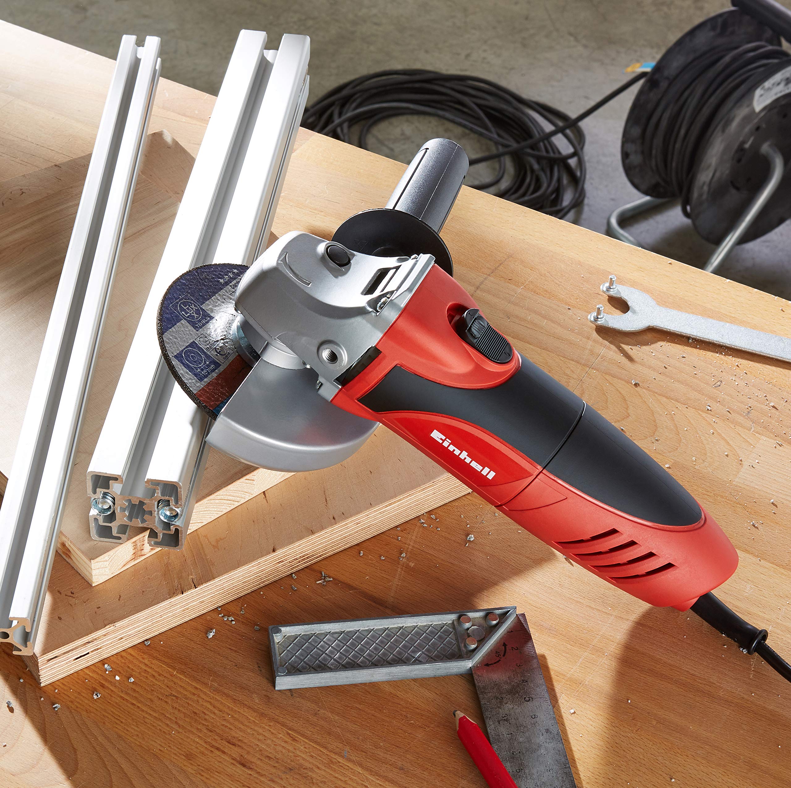 Einhell Szlifierka kątowa TC-AG 125 (850 W, prędkość obrotowa 12 000 1/min, średnica tarczy 125 mm, ochrona tarczy, blokada wrzeciona, płaska aluminiowa głowica przekładni)