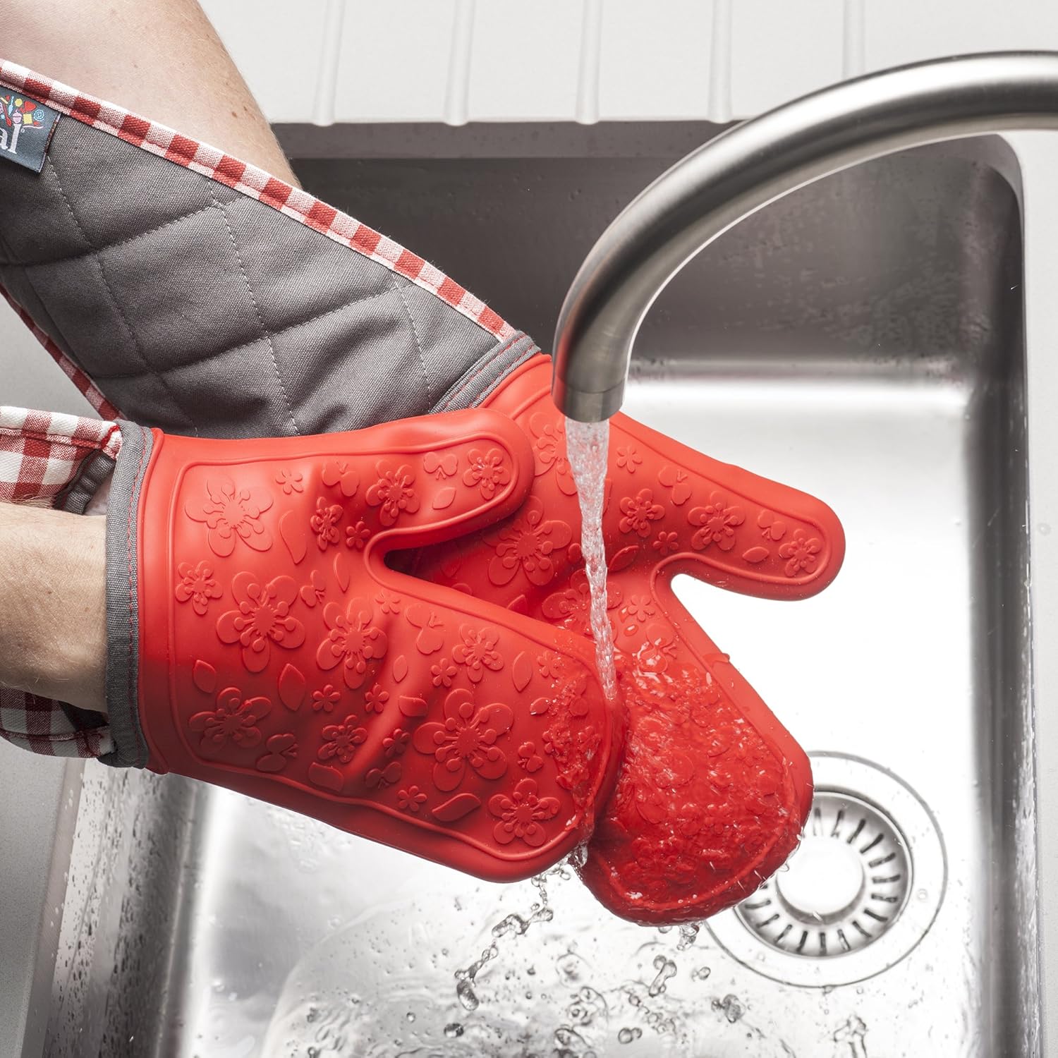 Zeal Silicone Heavy Duty Double Oven Gloves Mitts, Red (94 cm Long) Gingham BigaMart