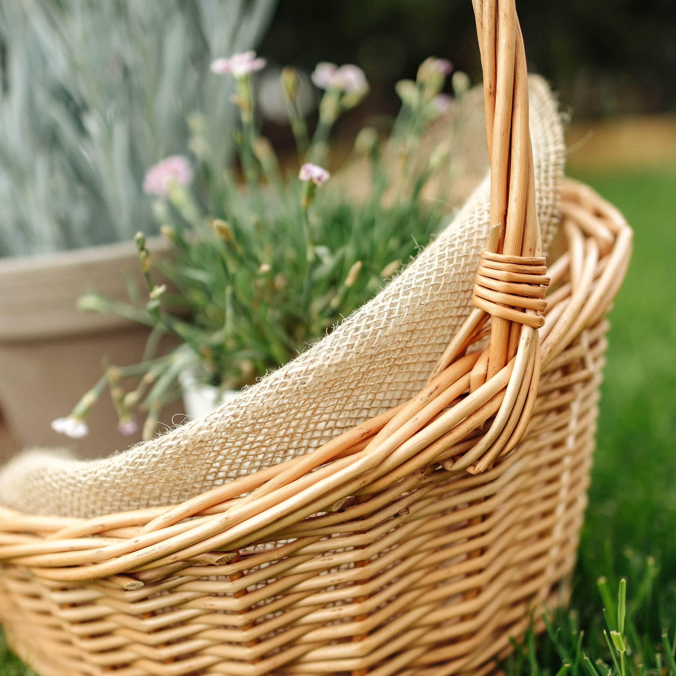 Creative Home Cesta Pascua de Mimbre Grande Ovalada con Asa 45x32x43cm | (+/- 1 cm) | Regalo Picnic Plantas Almacenaje Decoración Semana Santa | Tejida a Mano | Marrón Natural | Multiuso y Duradera