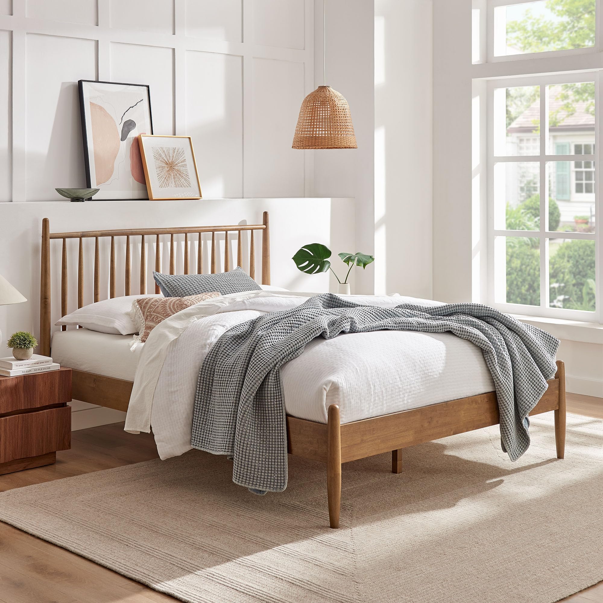 Amazon.com: Modway Zane King Size Spindle Bed in Walnut – Solid