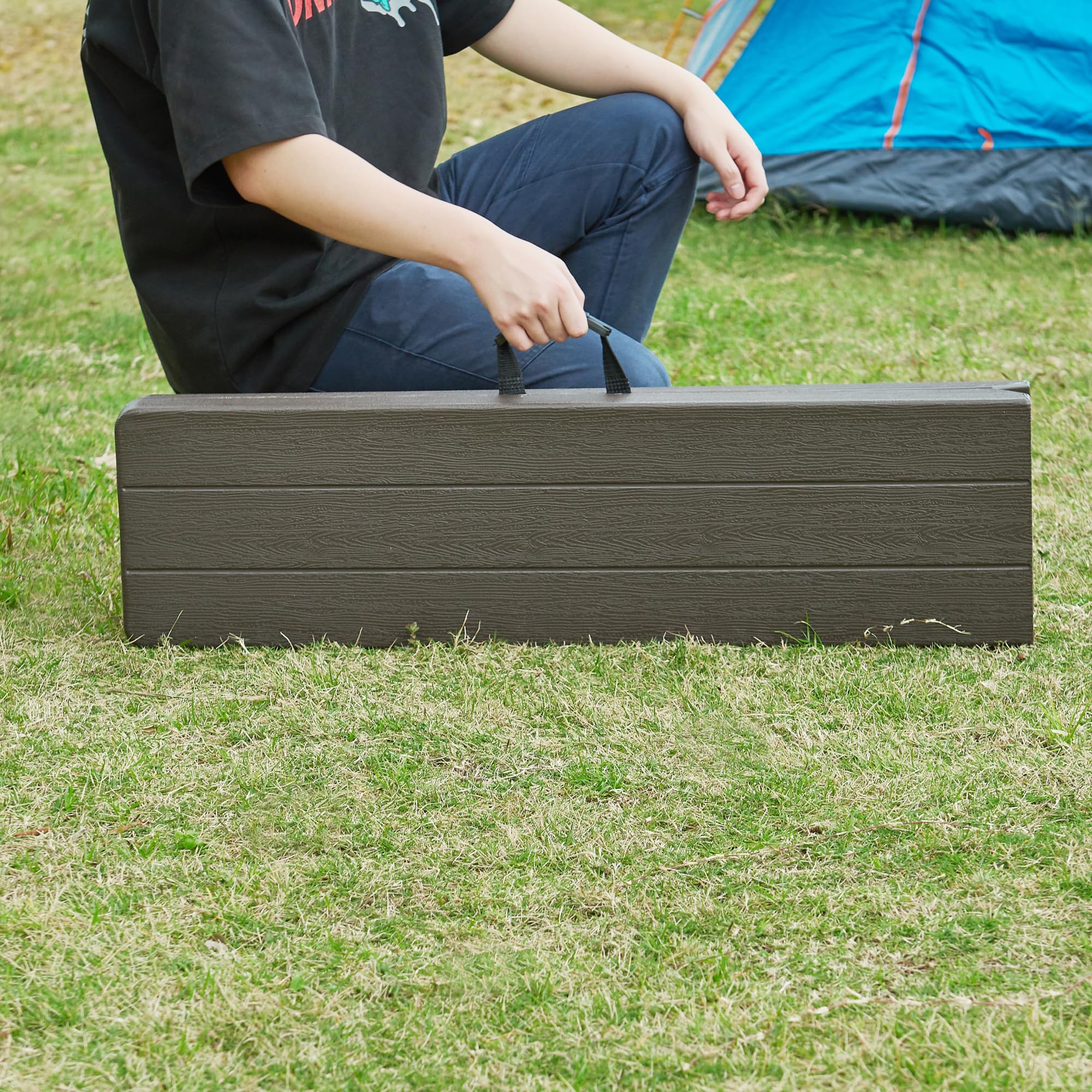 [en.casa] Lot de 2 Bancs de Camping Pliables pour Extérieur Festivals Pique-Nique Banc Pliant pour 4 Personnes Poignée de Transport Métal HDPE 180 x 25 x 43 cm Effet Bois Marron Foncé
