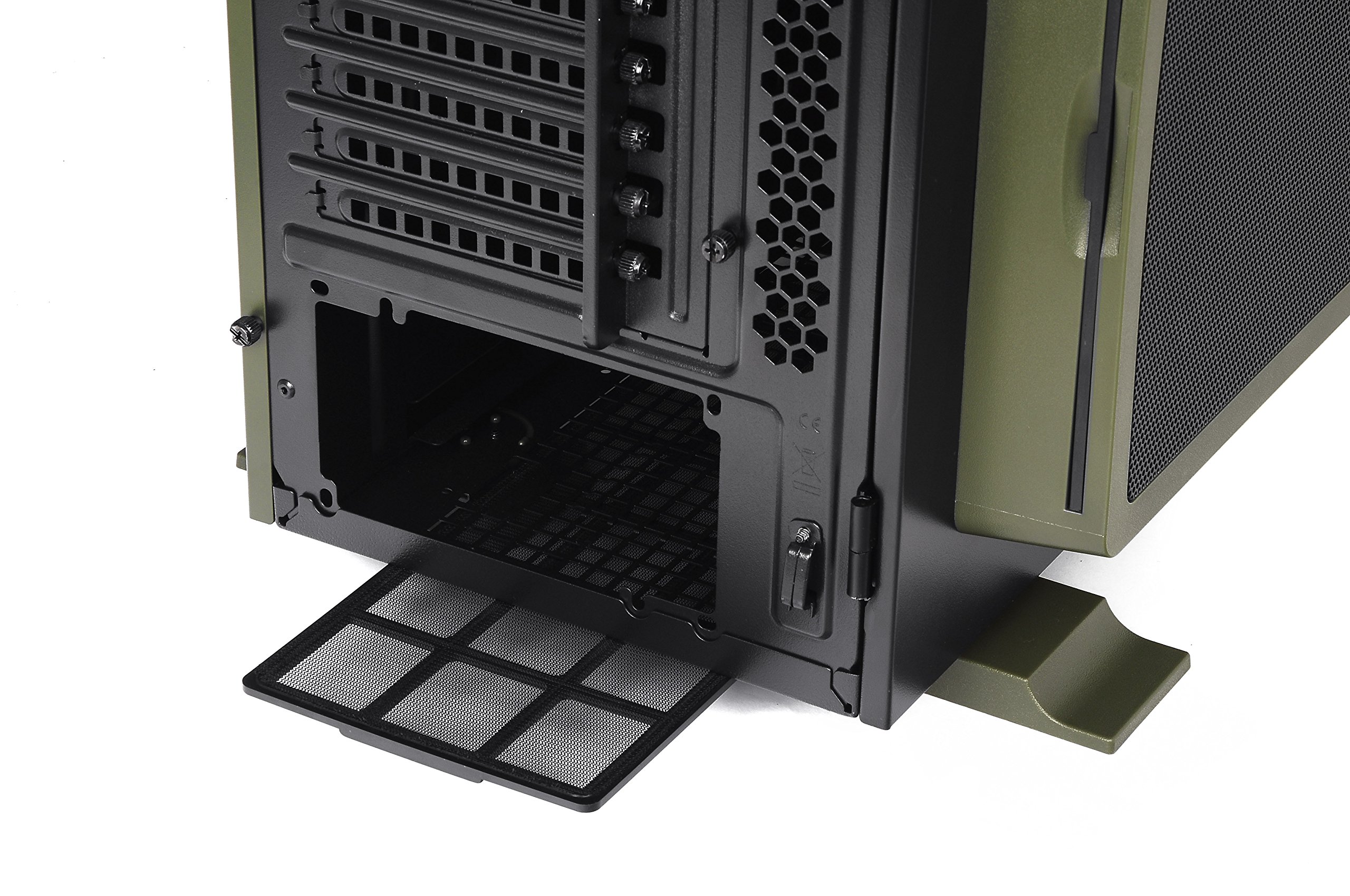 Thermaltake Level 10 GT Battle Edition Computer Cases VN10008W2N