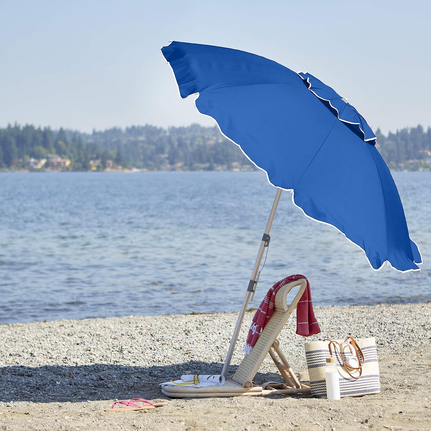 Amazon Basics Beach Umbrella - Blue