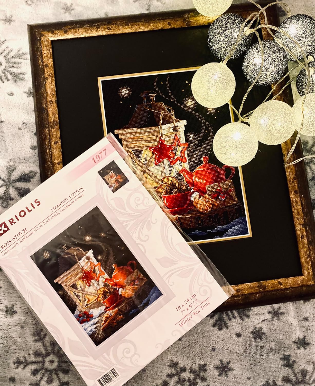 RIOLIS - Winter Tea Time 1977, Christmas Cross Stitch, Cross Stitch Kits for Beginners & Advanced, Cross Stitch Kits for Adults, Counted Stitching Kits, Embroidery Kit Christmas