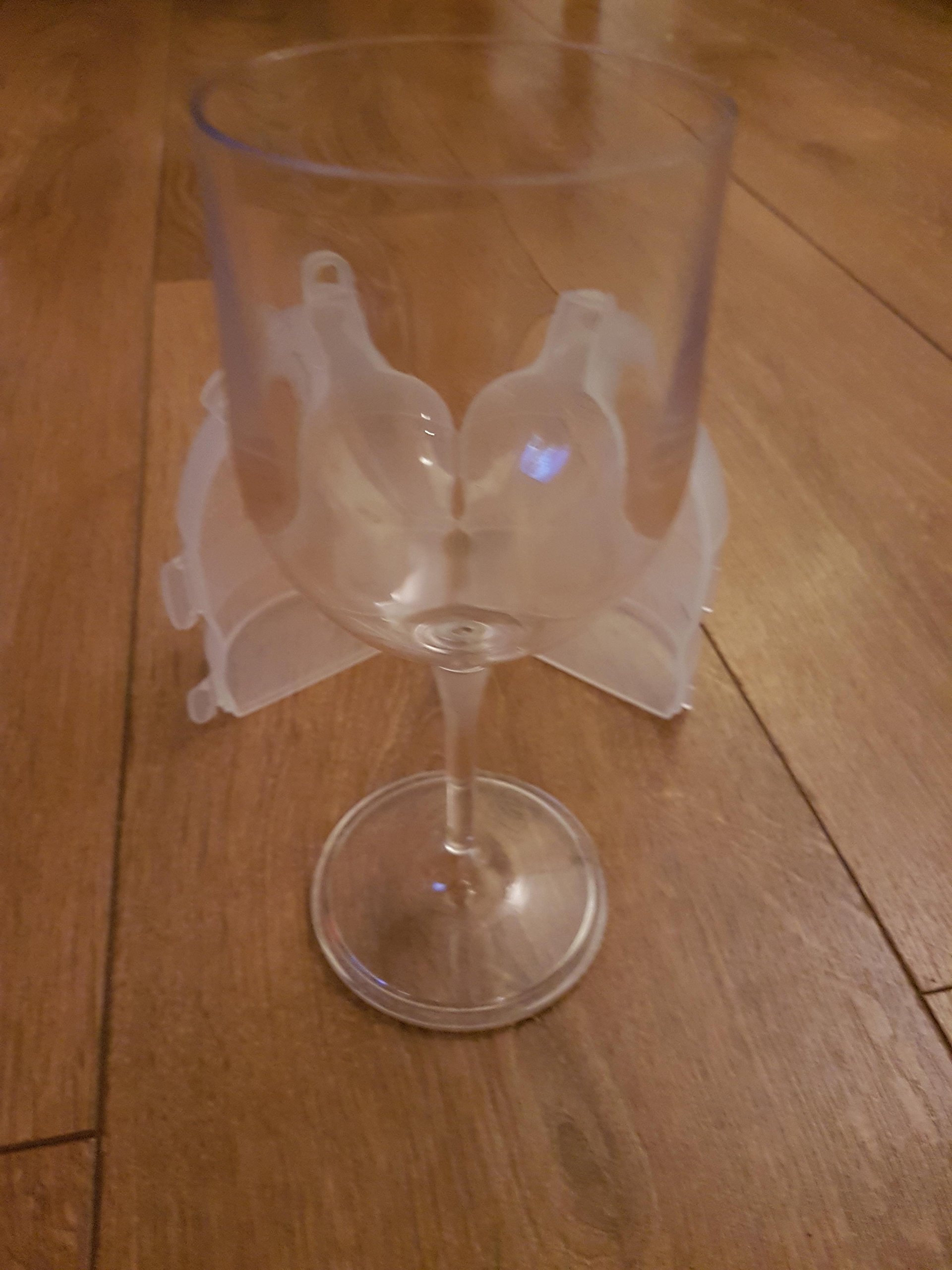 Compact camping wine glass ( pk 2 ) with case for caravan motorhome tent and festivals