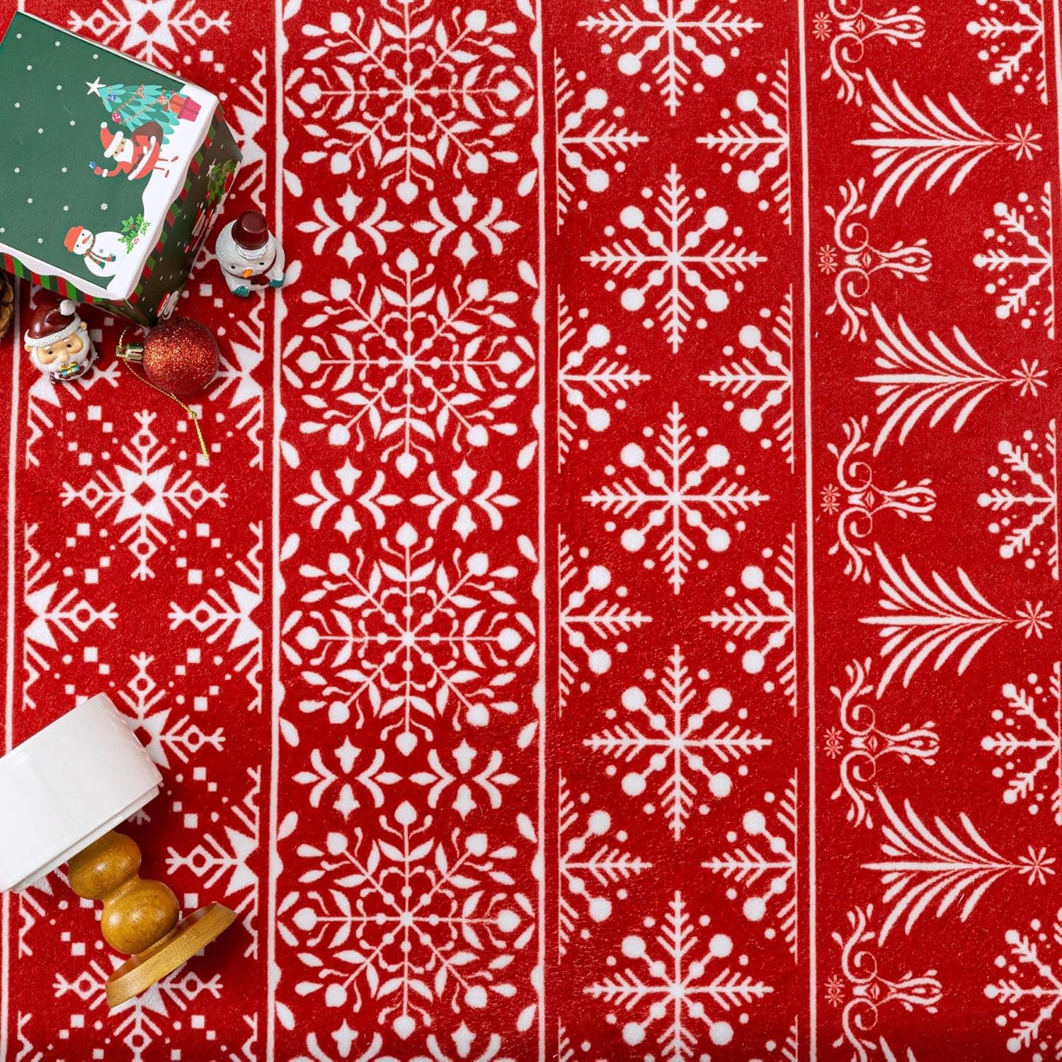 PureCozy 2x8 Runner Rug Red Snowflake Washable Hallway Carpet Xmas Holiday Decor Bedroom Carpet Non Slip Kitchen Mat Indoor Accent Rug Decorative Dining Room Laundry Room Living Room