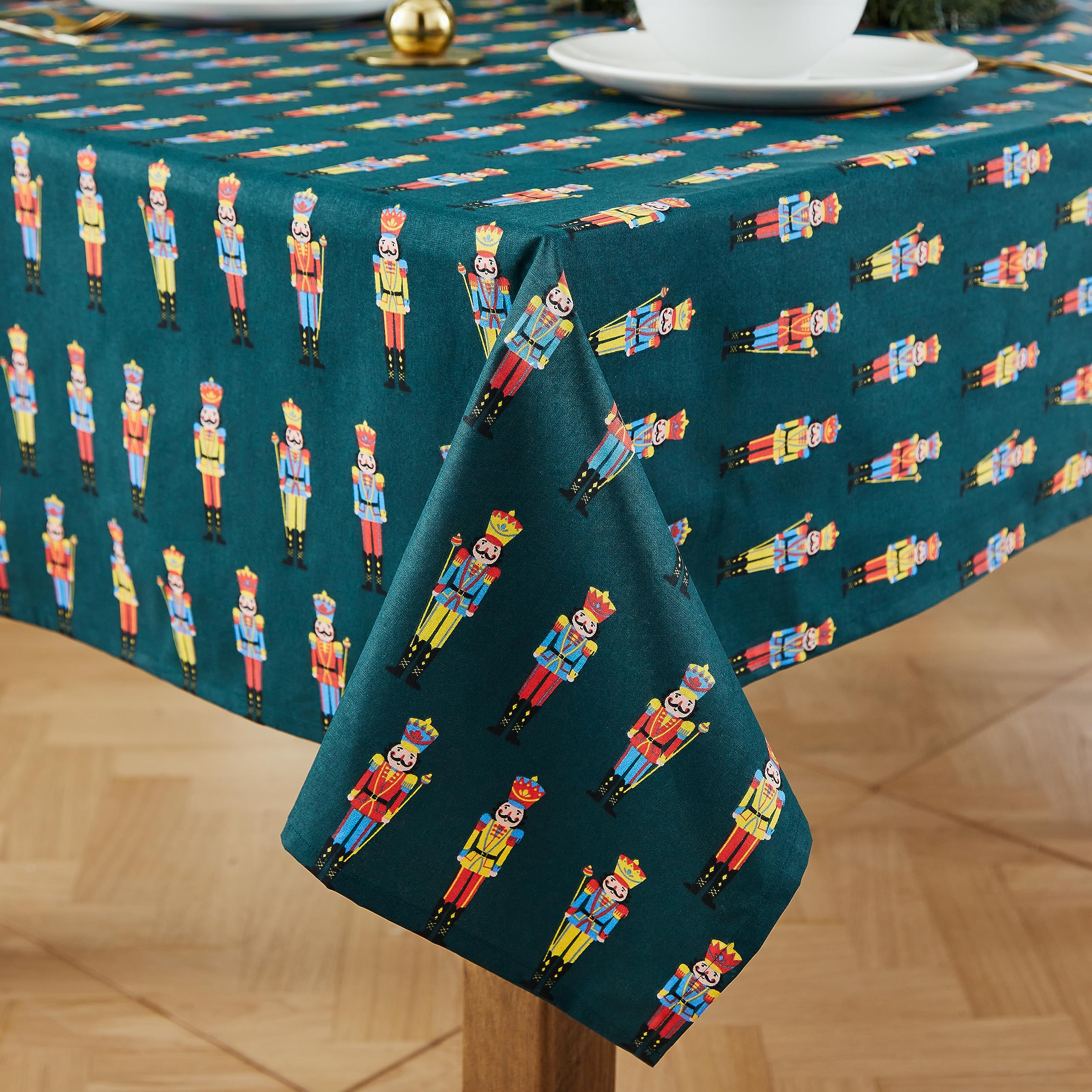 Catherine Lansfield Dining Christmas Nutcracker Cotton Table Cloth 137x178 cm Green, 70.1 x 53.9 inch (Rectangular) - Image 2