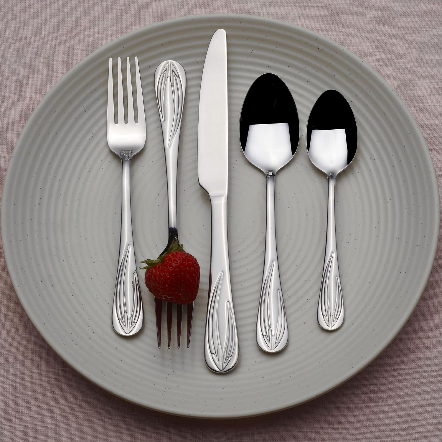18.0 Stainless Steel Angel Wings 20 Piece Set, Dishwasher Safe
