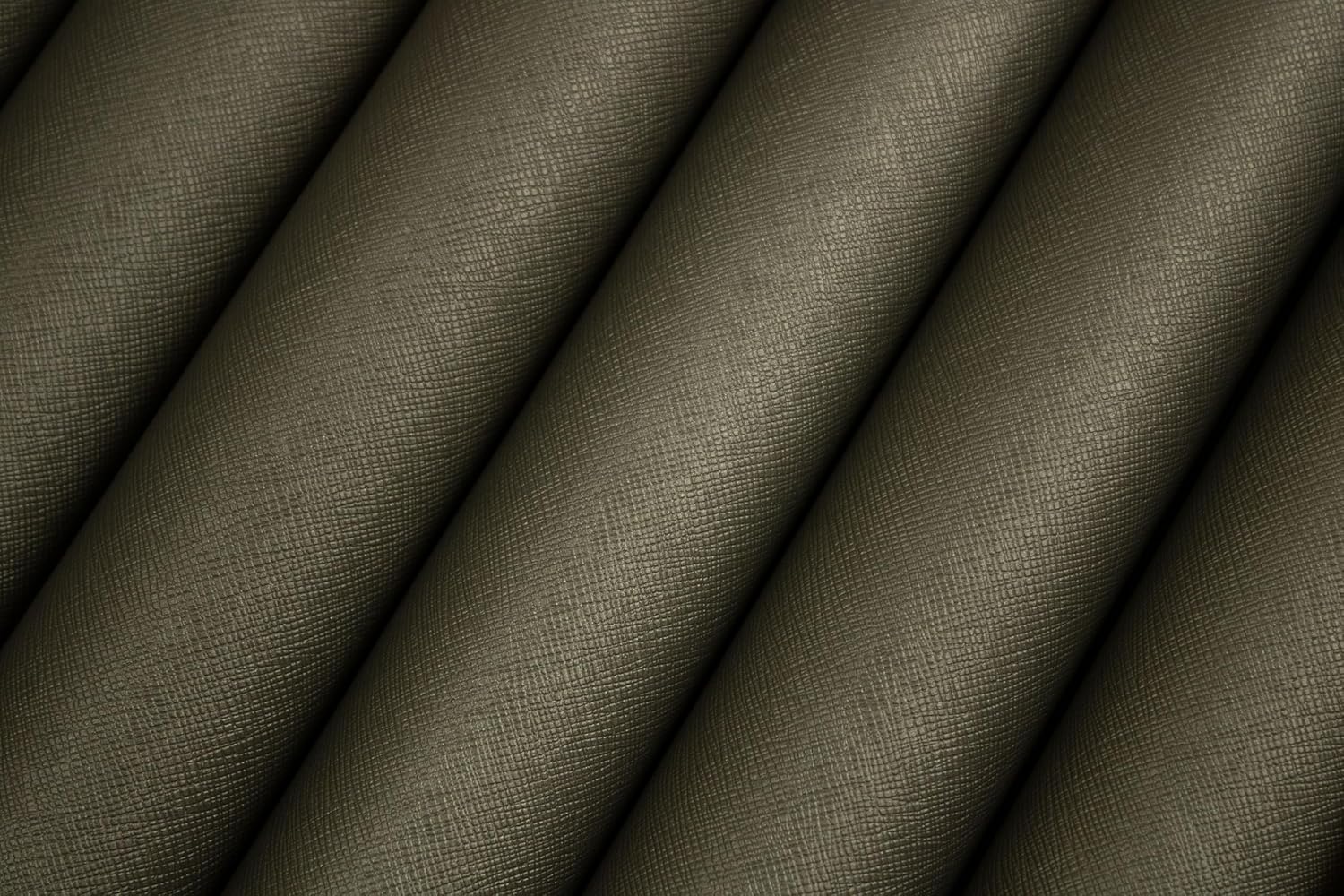 Marine-grade 30oz vinyl fabric for marine and automotive use