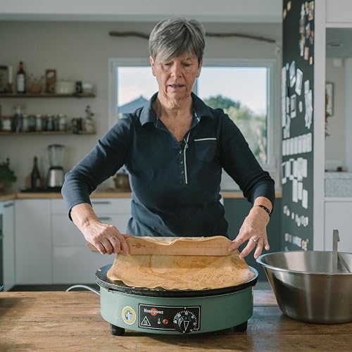 BILLIG Electric Crêpe Maker by KRAMPOUZ - Machined cast iron plate, 40 cm diameter - 220-240 watts, or 3,000 watts - Authentic Traditional Breton Crêpe Maker for Home Use - Made in France - 6