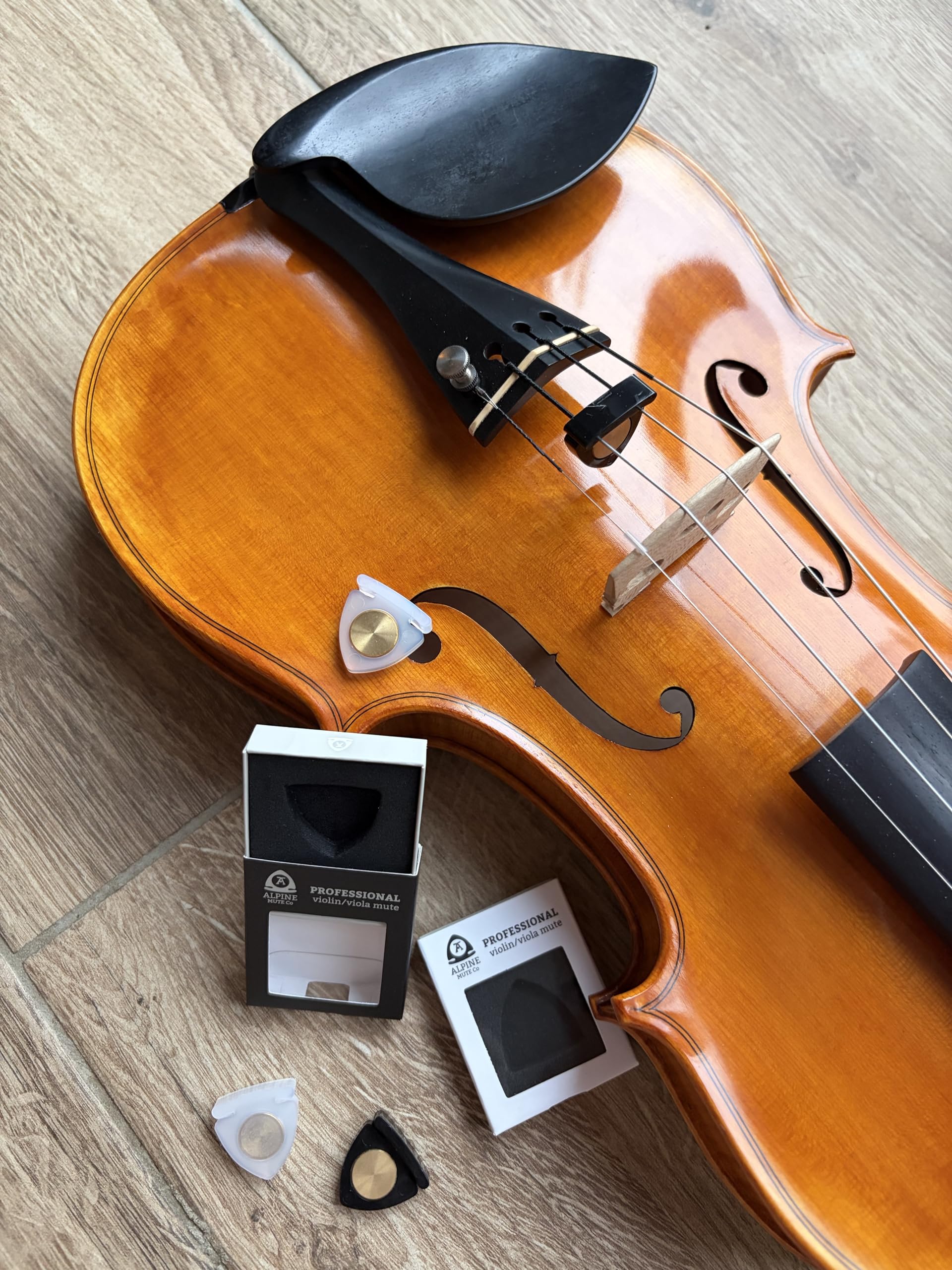 The Alpine Mute Co Menuhin ミュート プロフェッショナル ヴァイオリン ヴィオラ シールドタイプ ホワイト ggw725x Amazon.com: Professional Model Menuhin Shield Type Violin Viola