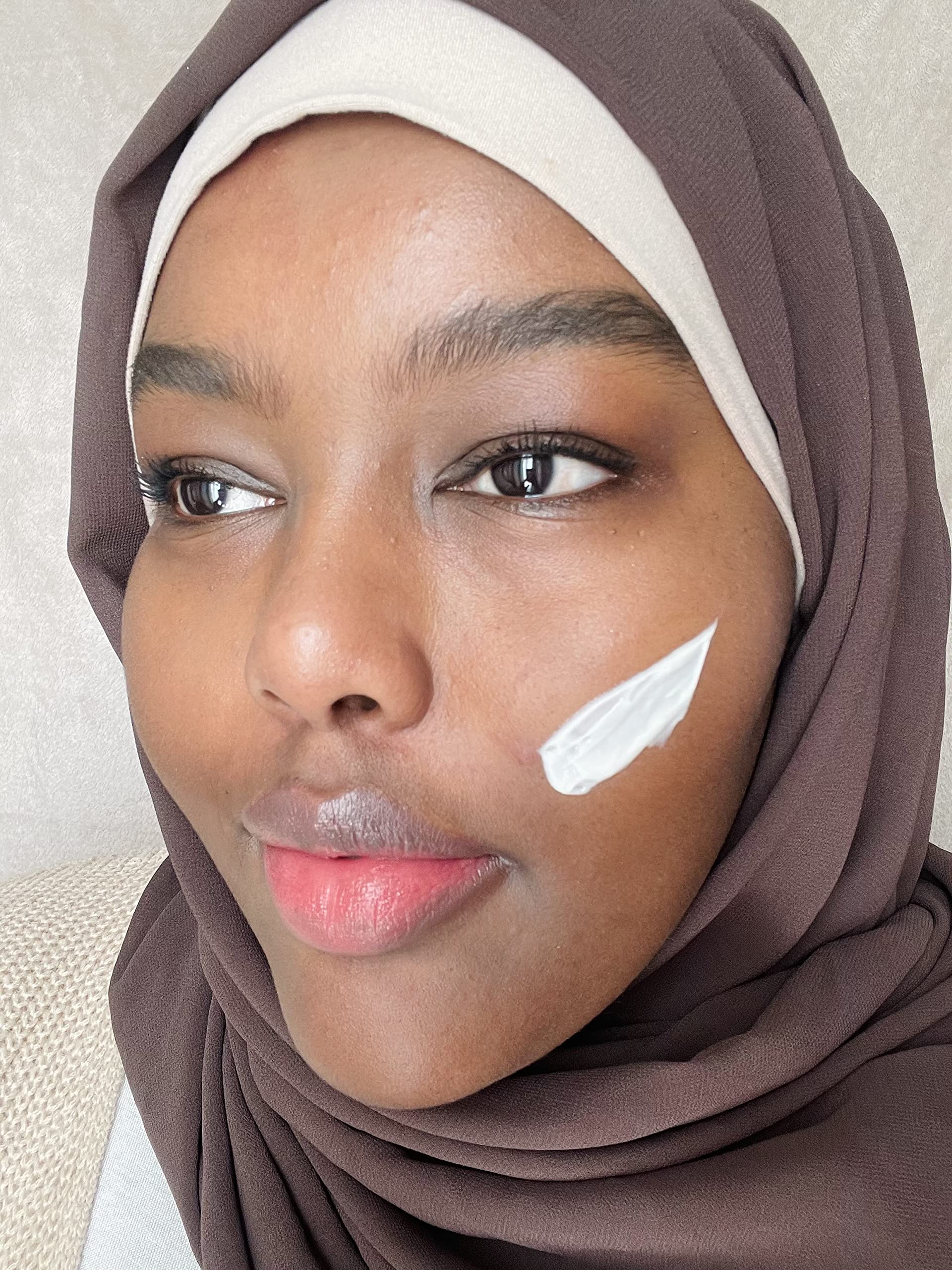 Revolution Pro, Miracle Cream, Hydrating & Beautifying Face Cream, Reduces Dull Complexions, Lightweight Formula - Image 3