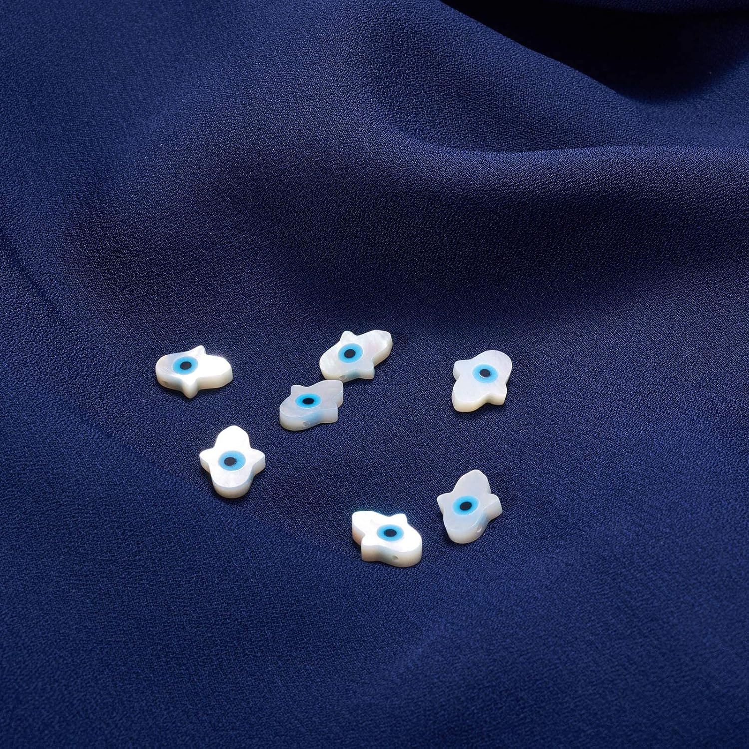 LiQunSweet 20 Pcs Natural White Shell Mother of Pearl Shell Loose Beads Top Drilled Hamsa Hand with Evil Eye for Jewelry Making DIY Craft - 10x8x2mm