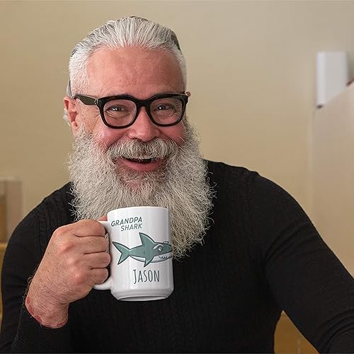 Miniatura 2 de Be Burgundy Taza de café personalizada con nombre, 15 onzas, diseño de tiburón, diseño de tiburón