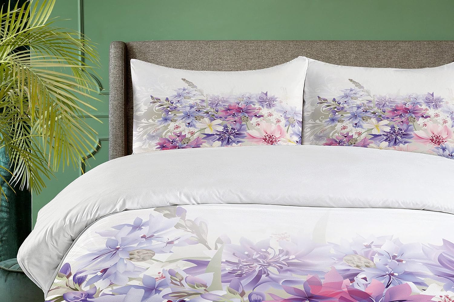 Ambesonne Lavender Duvet Cover Set, Pastel Cornflowers Bridal Classic Design Gentle Floral Print Wedding Design, Decorative 3 Piece Bedding Set with 2 Pillow Shams, Queen Size, Violet White Pink