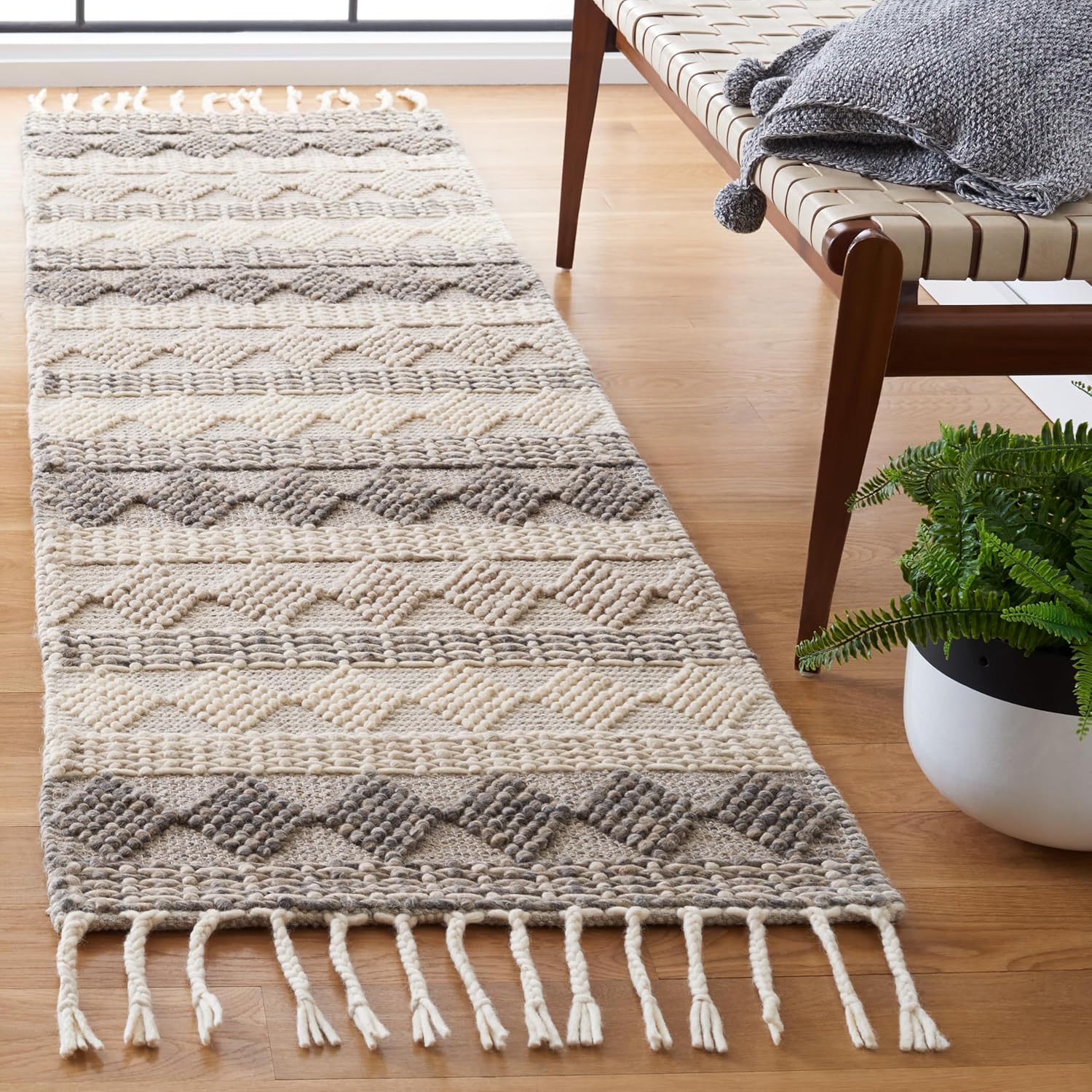 SAFAVIEH Natura Collection Runner Rug - 2'3" x 8', Ivory & Grey, Handmade Moroccan Boho Farmhouse Rustic Tassel Wool, Ideal for High Traffic Areas in Living Room, Bedroom (NAT293F)
