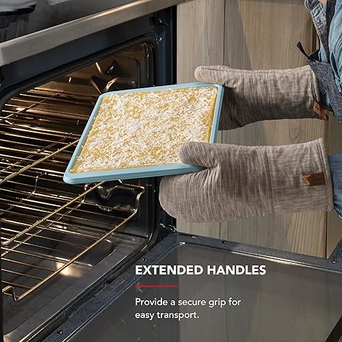 Miniatura 74 de KitchenAid Bandeja para hornear de acero aluminizado premium, antiadherente, 10x15 pulgadas, contorno plateado