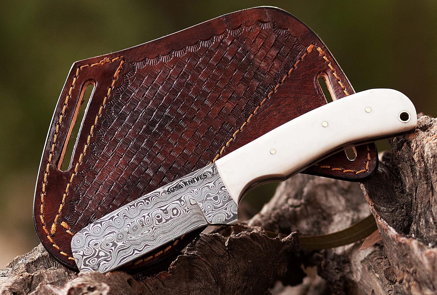 Handmade Damascus steel Bull cutter knife, cowboy knives with pancake leather sheath (WHITE)