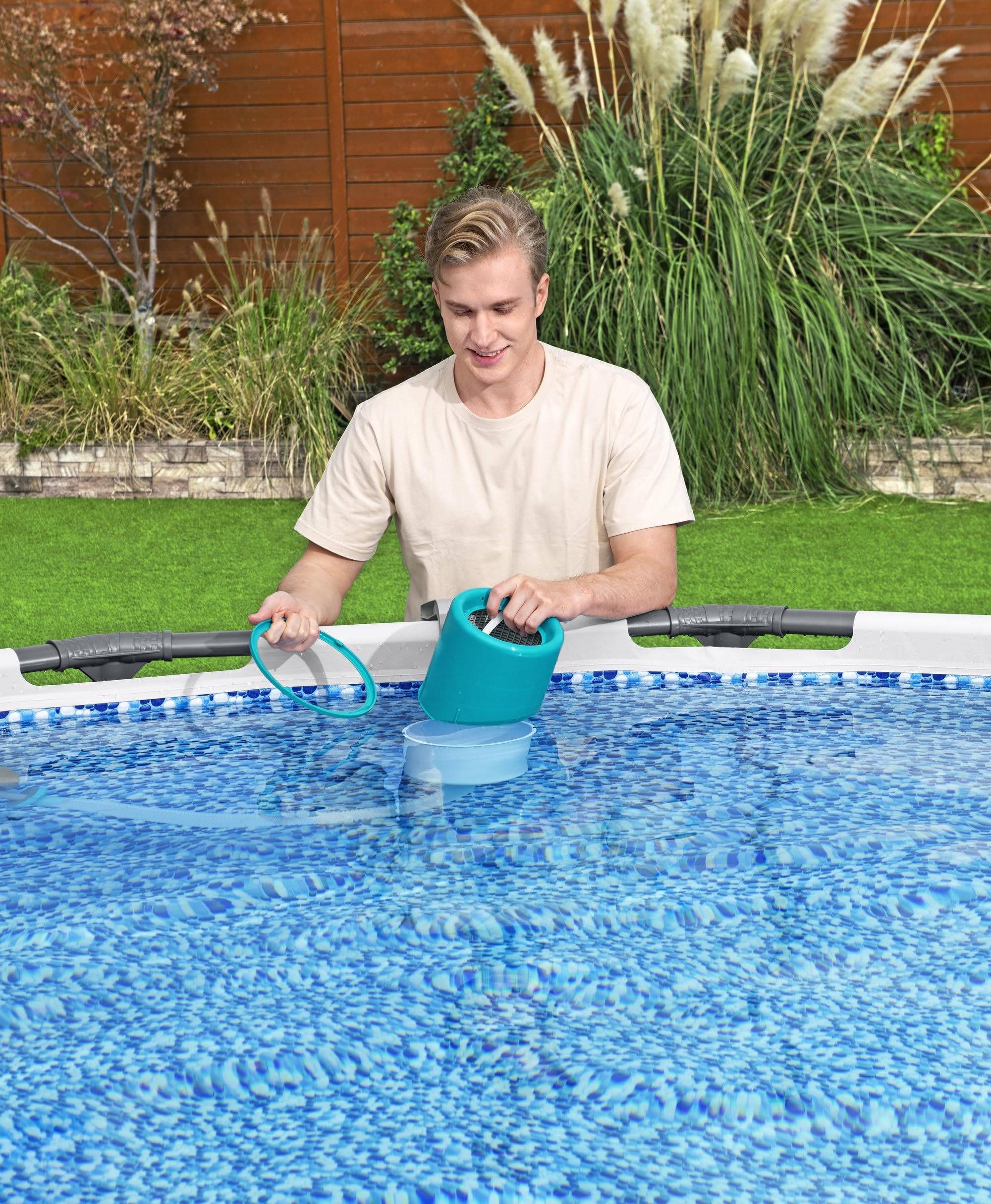 Bestway - Kit de Nettoyage Piscine Hors Sol, Skimmer Flottant + aspirateur Venturi + épuisette + Perche alu télescopique 2,79 m + Tuyau 7,50 m