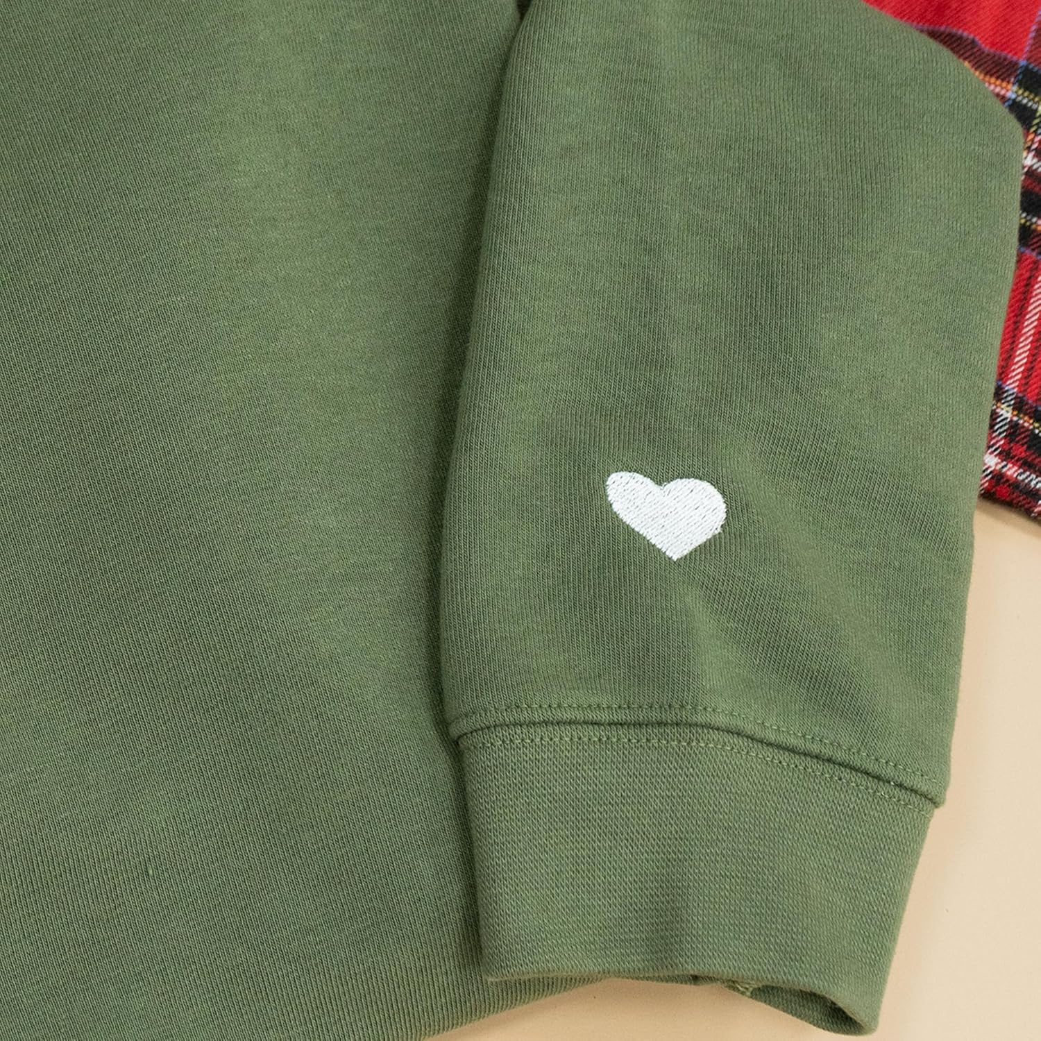 IZI POD - Mom Mama Grandma Embroidered Crewneck Sweatshirt Heart On Sleeve For Women-Gifts For Mom, Grandma, Mimi, Nana, Gigi - Image 4