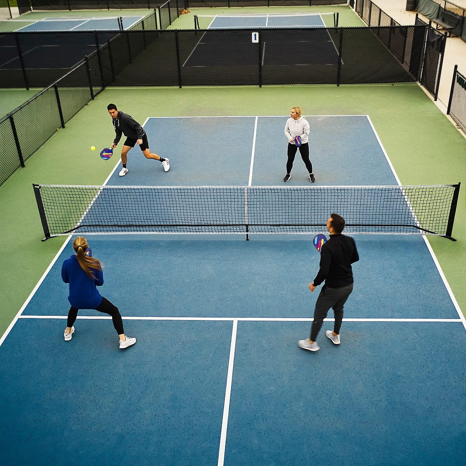 Rete da tennis portatile pieghevole con sistema a rete staccabile con borsa per il trasporto per allenamento all'aperto sul cortile del vialetto