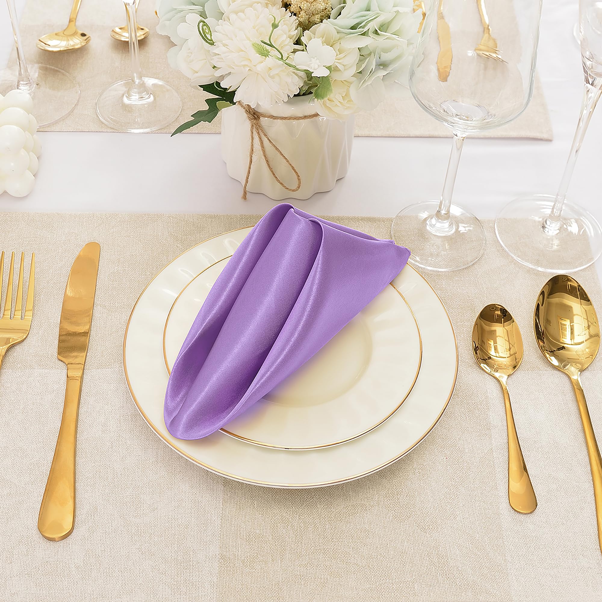 Tovaglioli di raso, lavanda, 43,2 x 43,2 cm, 50 pezzi | Tovaglioli da tavola quadrati, morbidi e setosi, lavabili, per ristorante, matrimoni, cene, feste