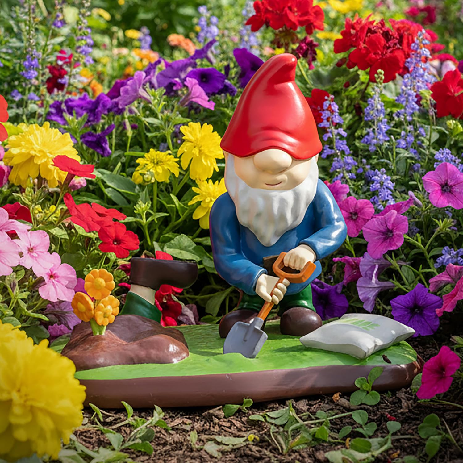 SCS Direct Grave-Digging Garden Gnome Statue - 8.5" Funny Gothic Outdoor Decor - Weatherproof Resin Figurine for Yard, Lawn & Patio - UV Resistant Porch Ornament - Unique Dark Humor Home Sculpture
