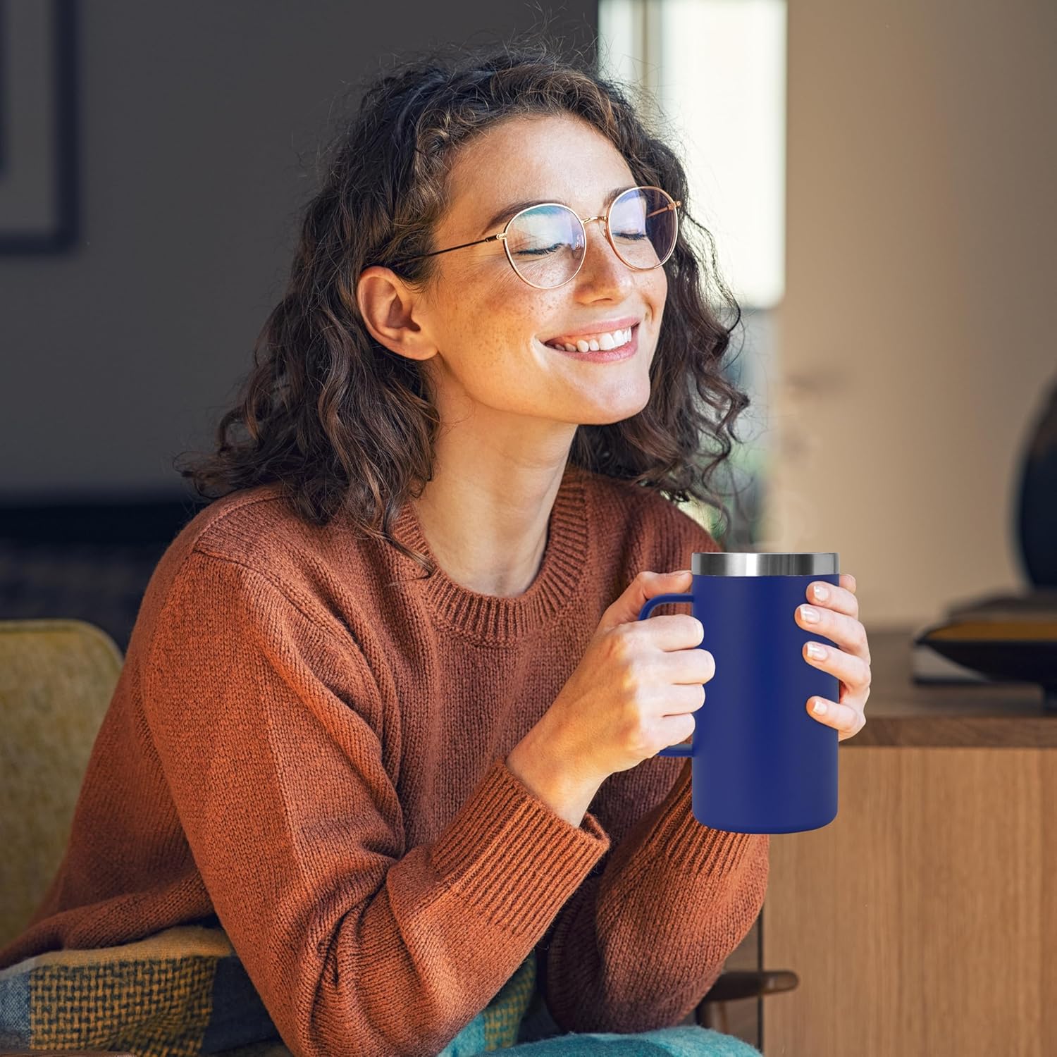 DOMICARE 24oz Mug with Handle and Lid, Stainless Steel Coffee Mug, Travel Mug with Handle, Double Wall Vacuum Coffee Tumbler, Reusable Insulated Cup, Navy, Pack 8 - Image 7