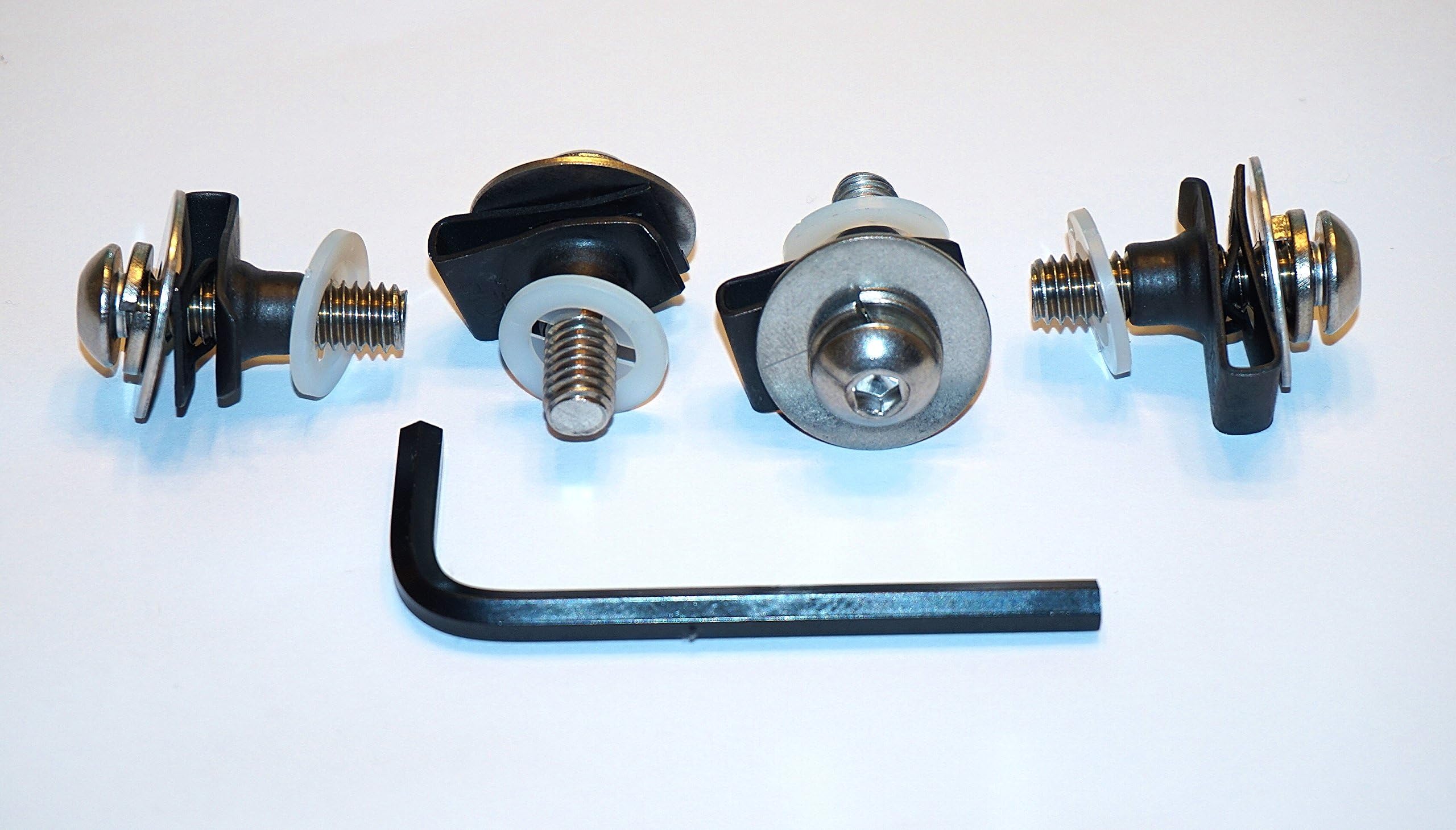 Theft Deterrent Lock/fastening System for Harley Touring Motorcycle Saddlebags